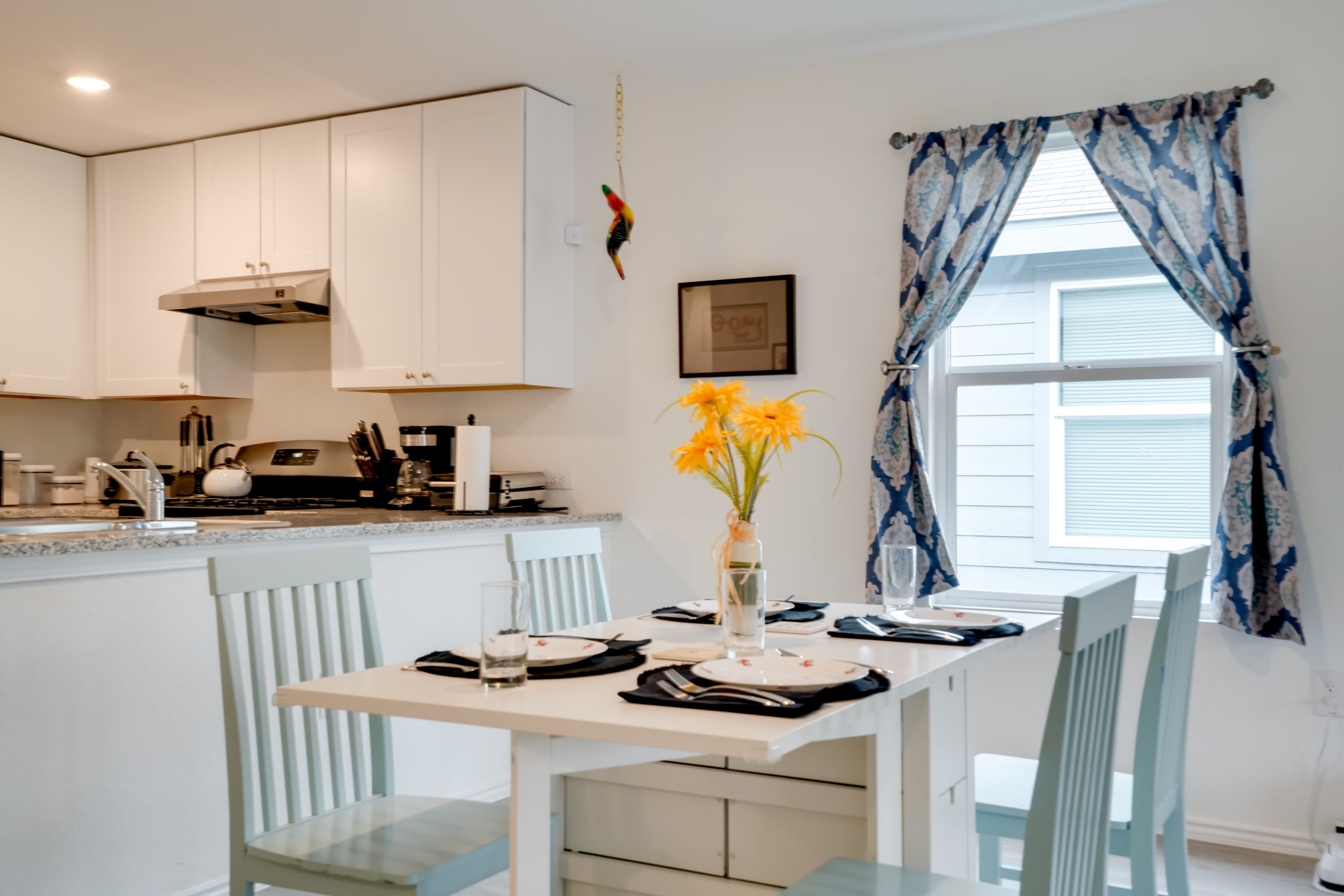 Dining Area | Dining Table | Dishware/Flatware