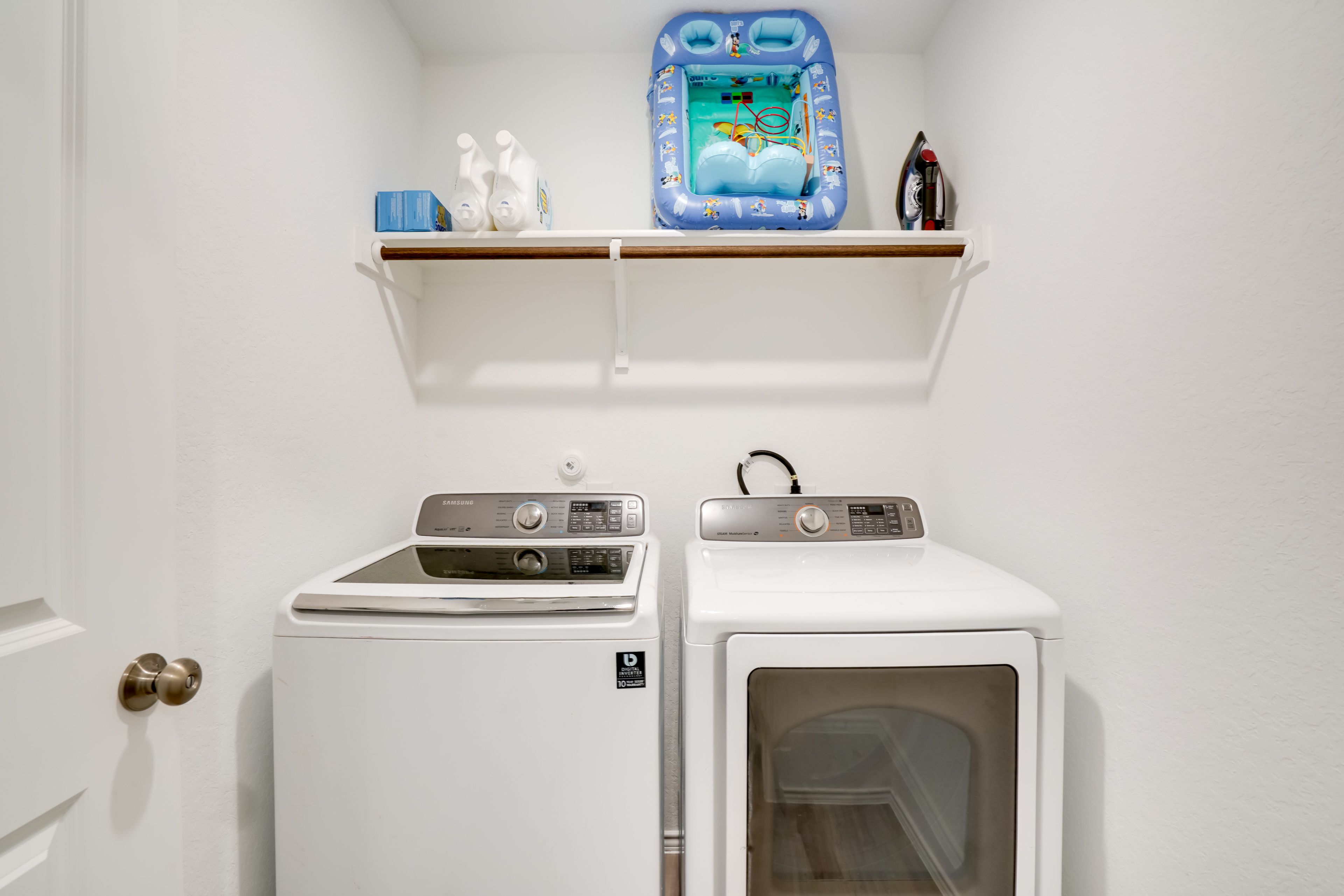 Laundry Area | Washer/Dryer | Hangers | Iron/Board | Trash Bags/Paper Towels