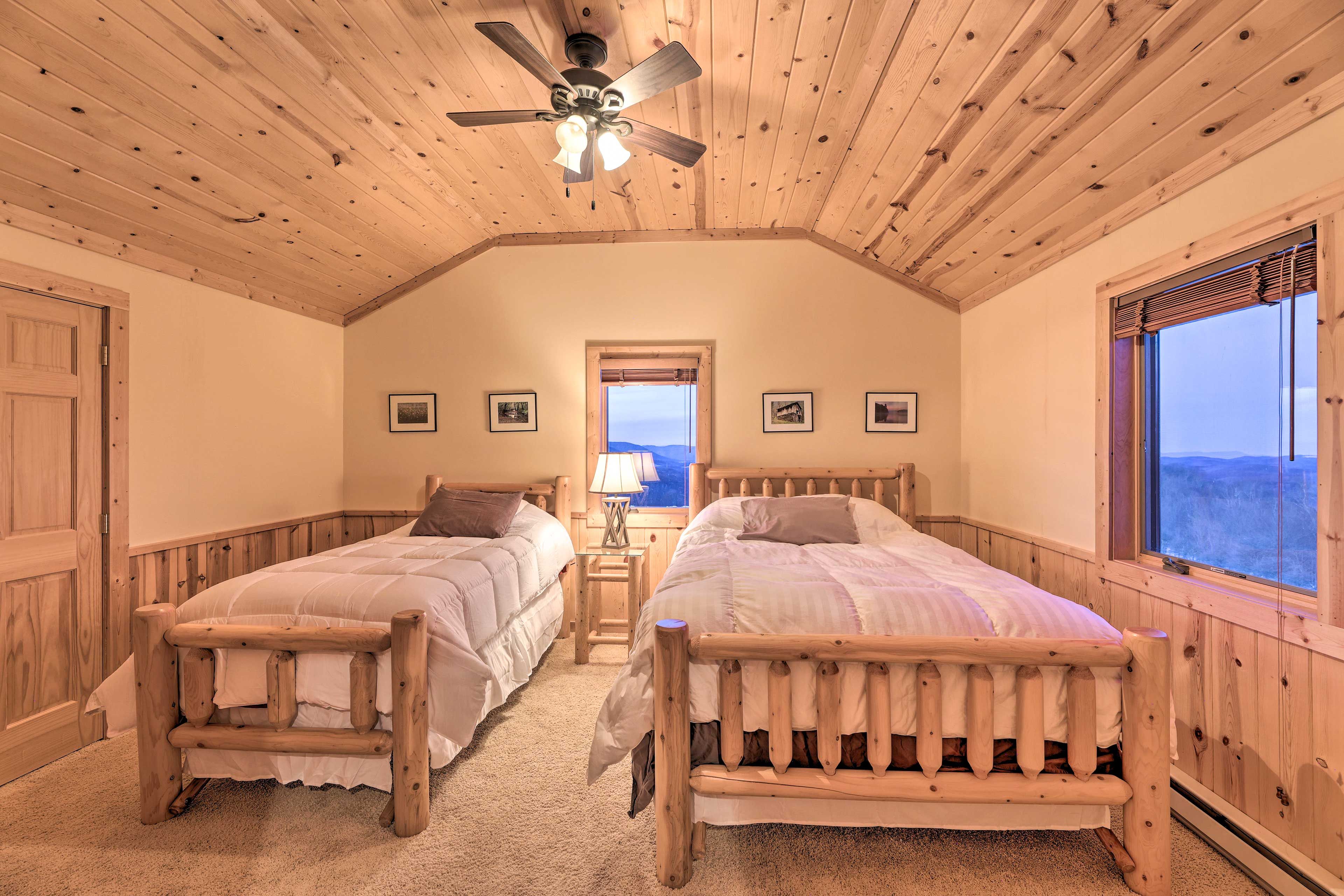 Bedroom 2 | 2nd Floor | Queen Bed | Twin Bed | Flat-Screen TV