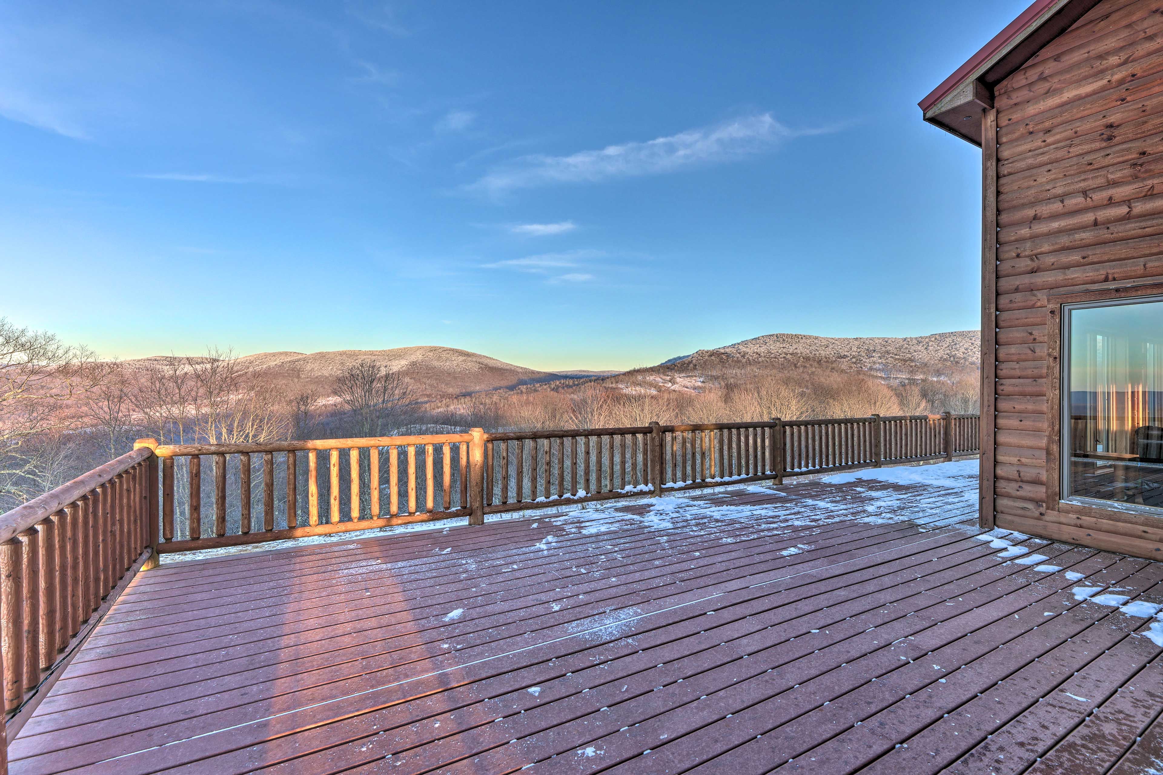 Spacious Deck | Stunning Mountain Views | Charcoal Grill