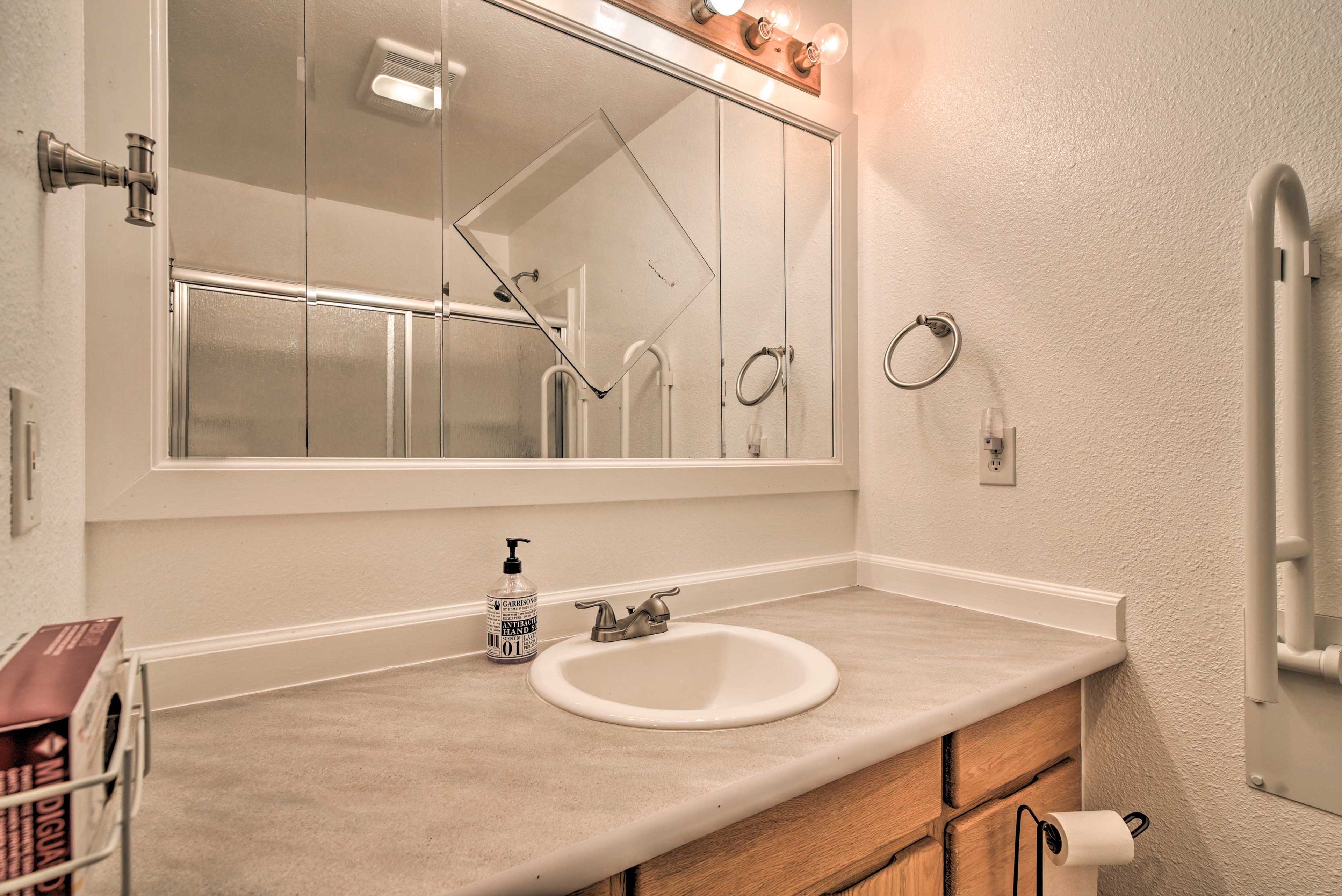 Half Bathroom | No Toilet