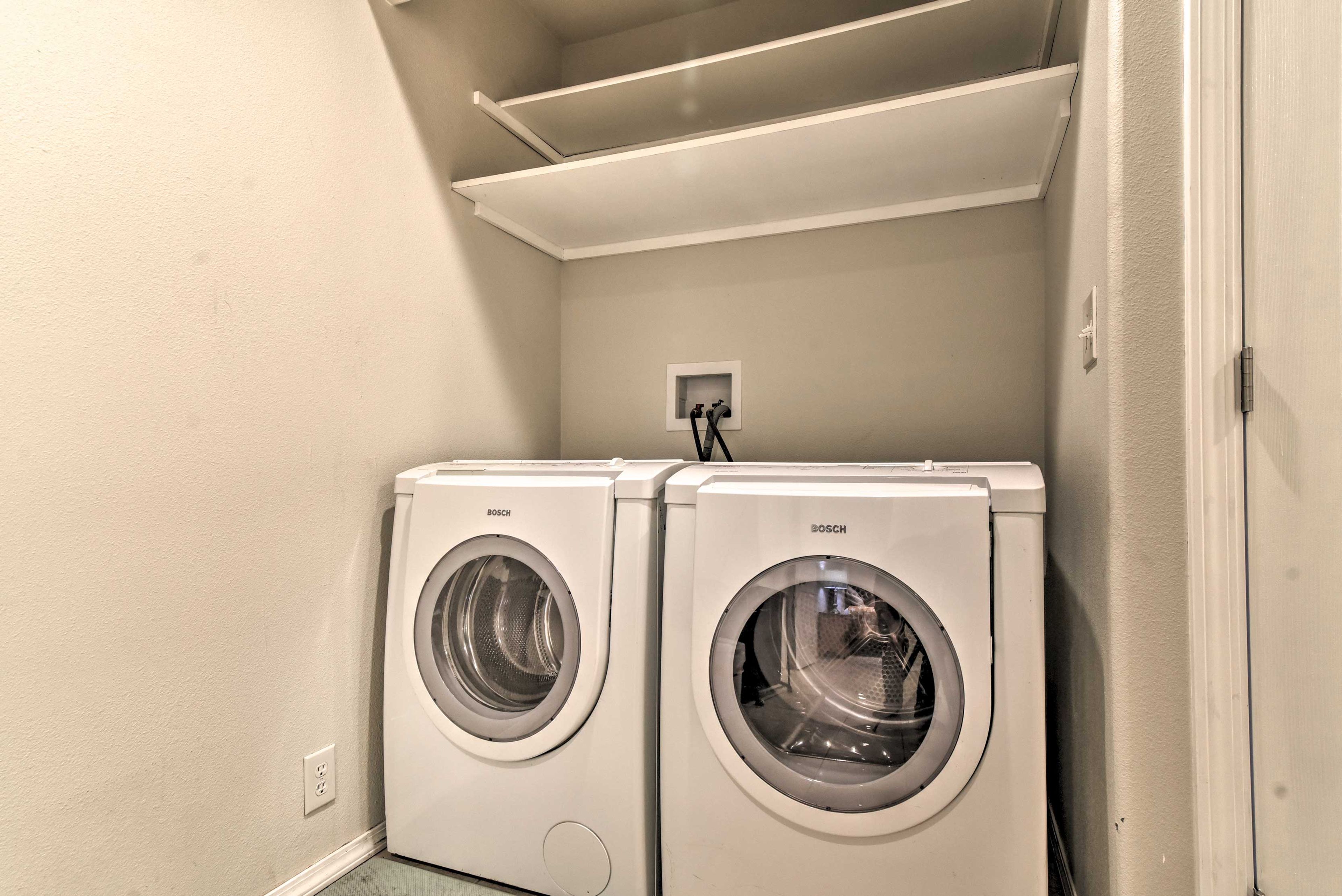 Washer & Dryer | Linens Provided