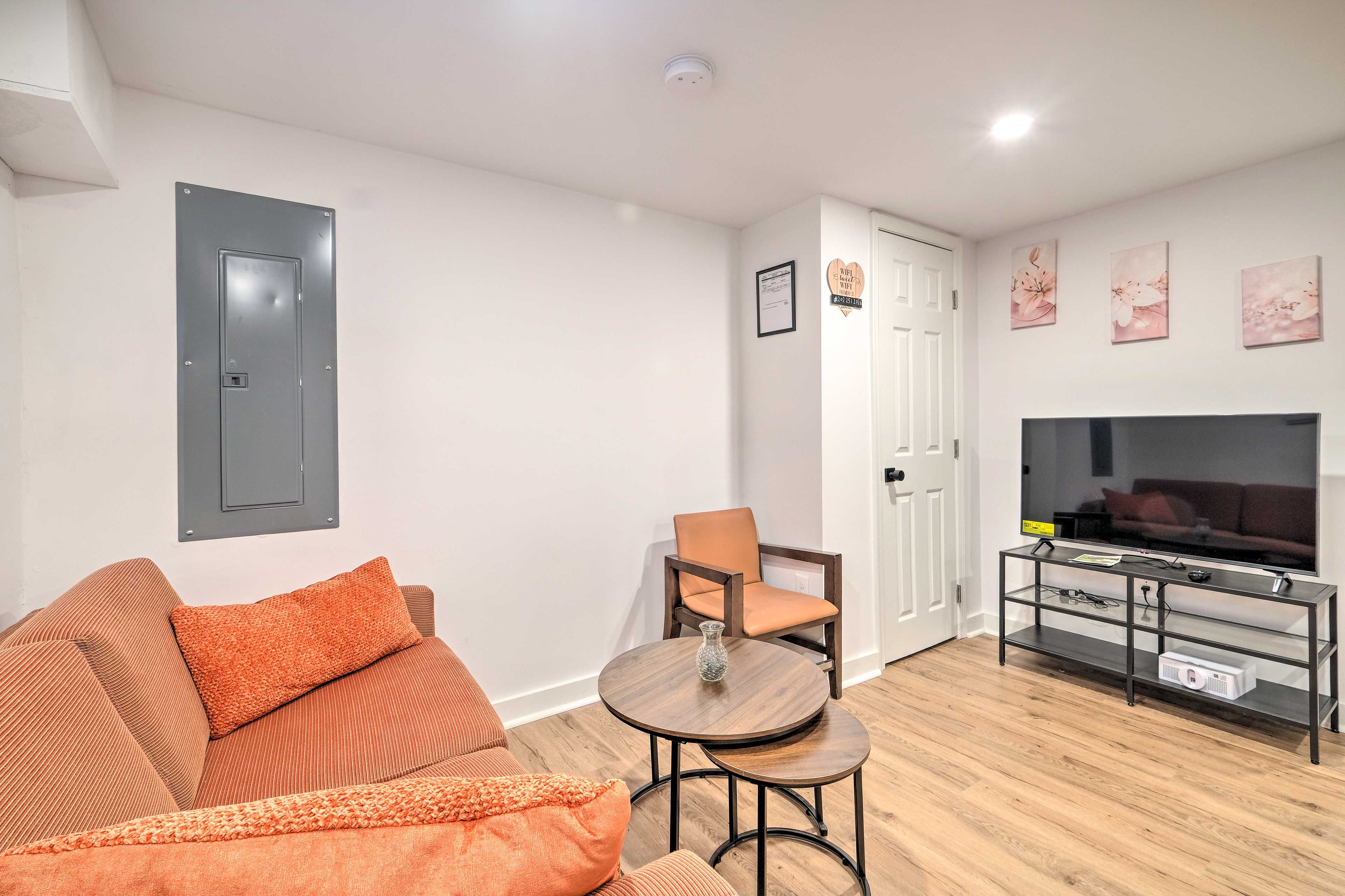 Basement Unit | Access Only By Stairs | 650 Sq Ft