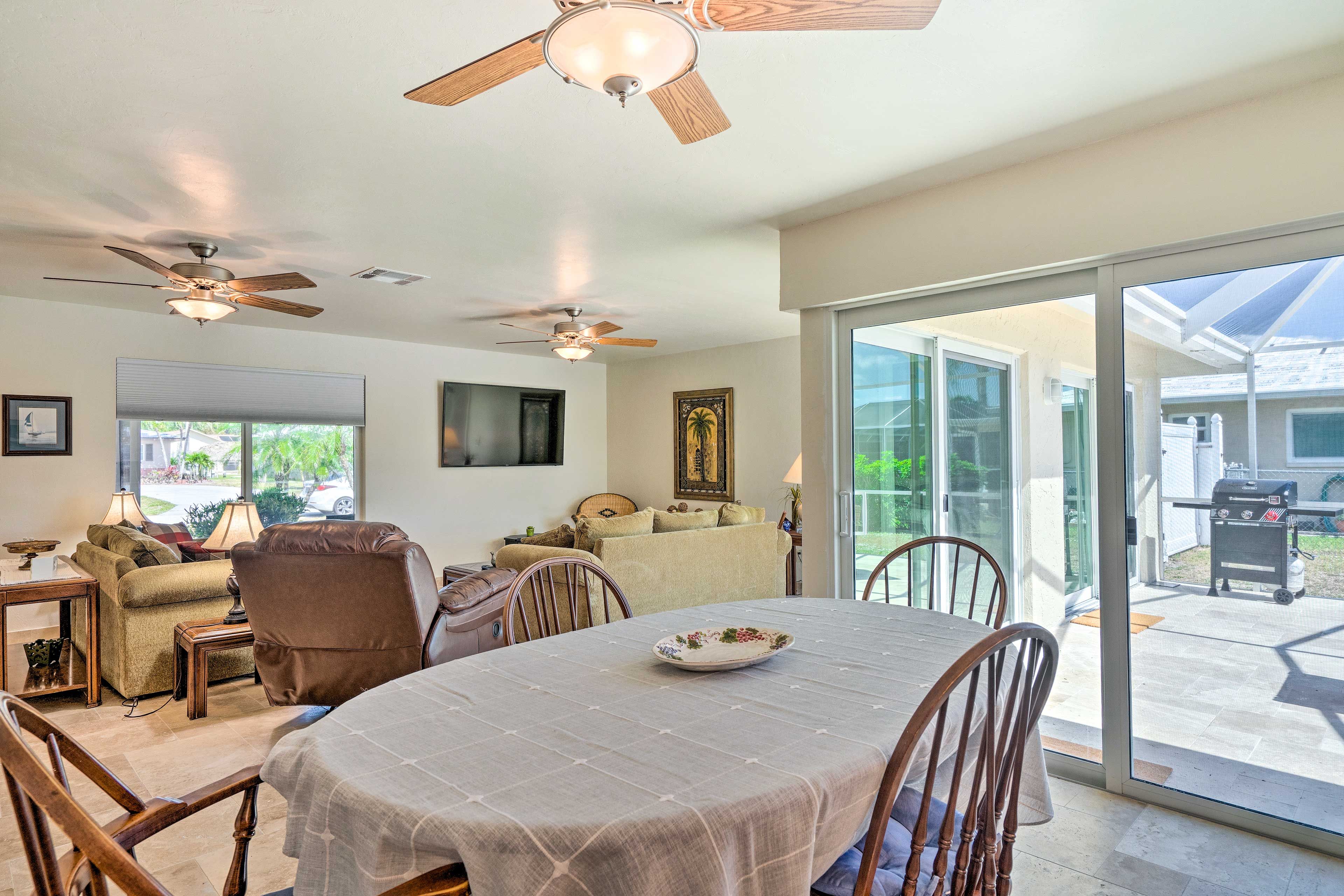 Dining Area | Dishware/Flatware Provided | Coffee Maker | High Chair