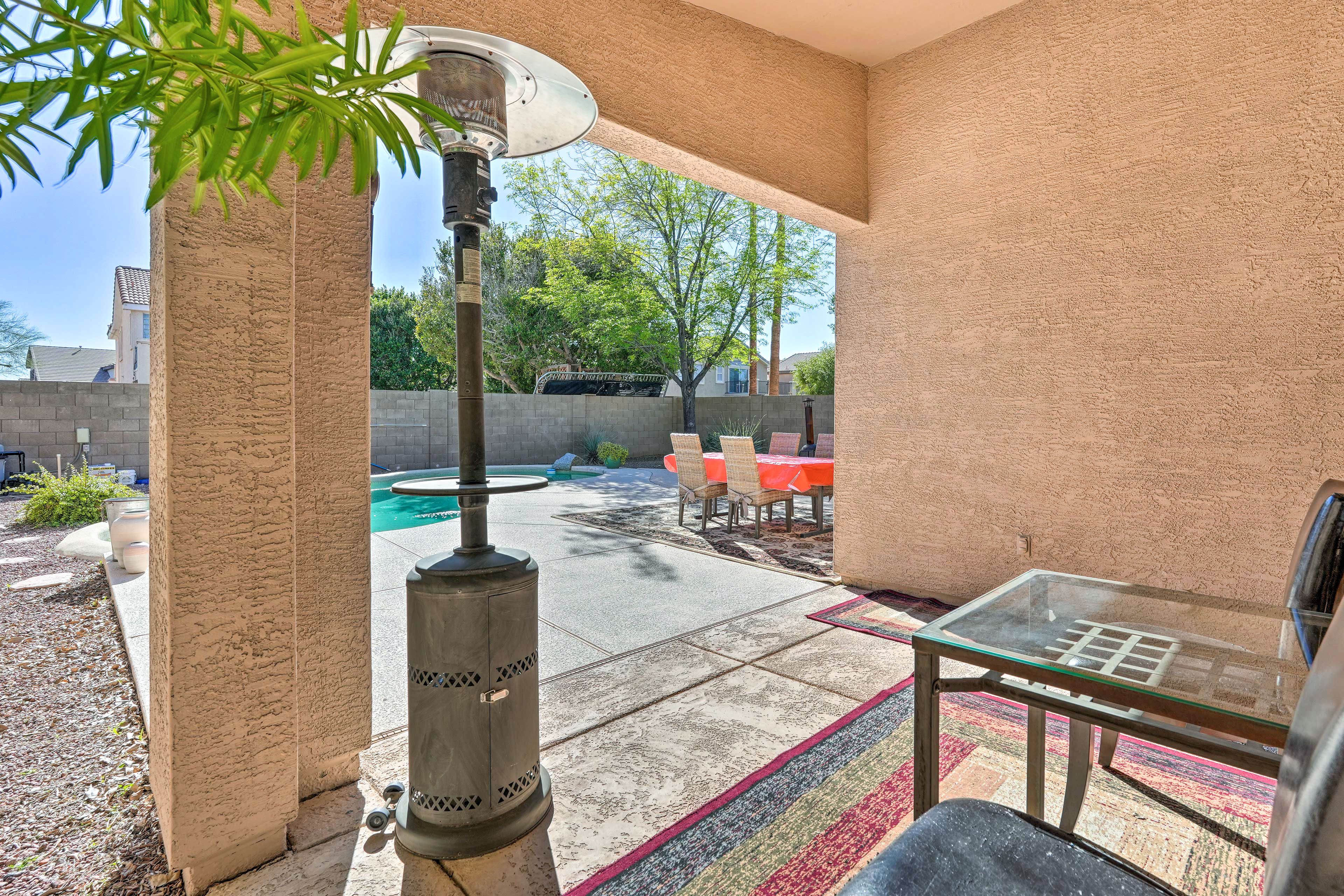 Patio | Chiminea | Fire Pit