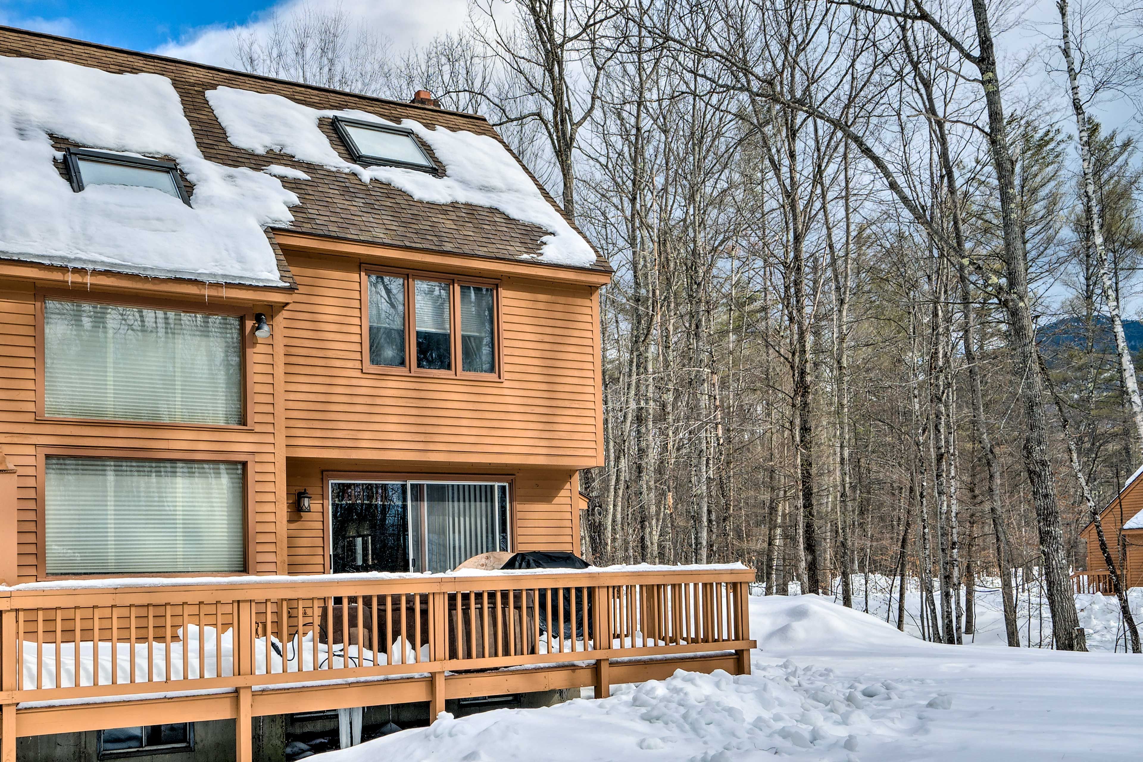 Home Exterior | Deck | Gas Grill