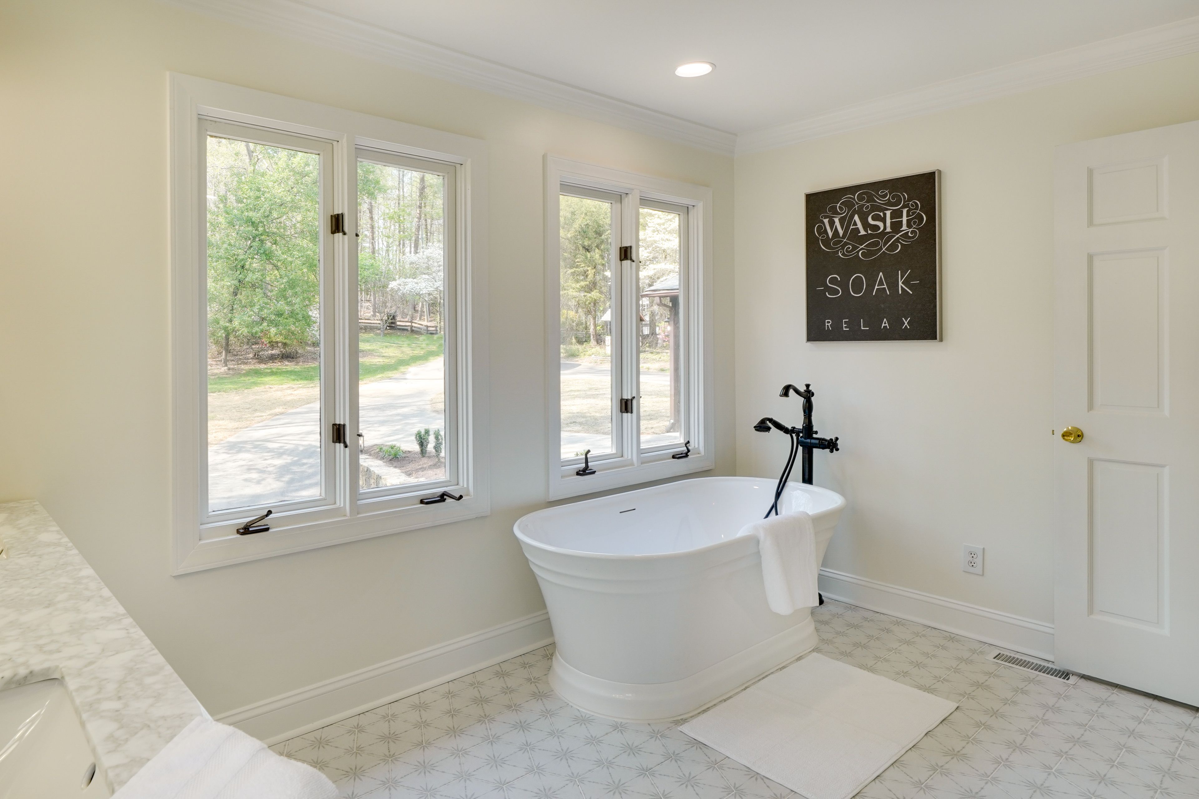 Full Bathroom