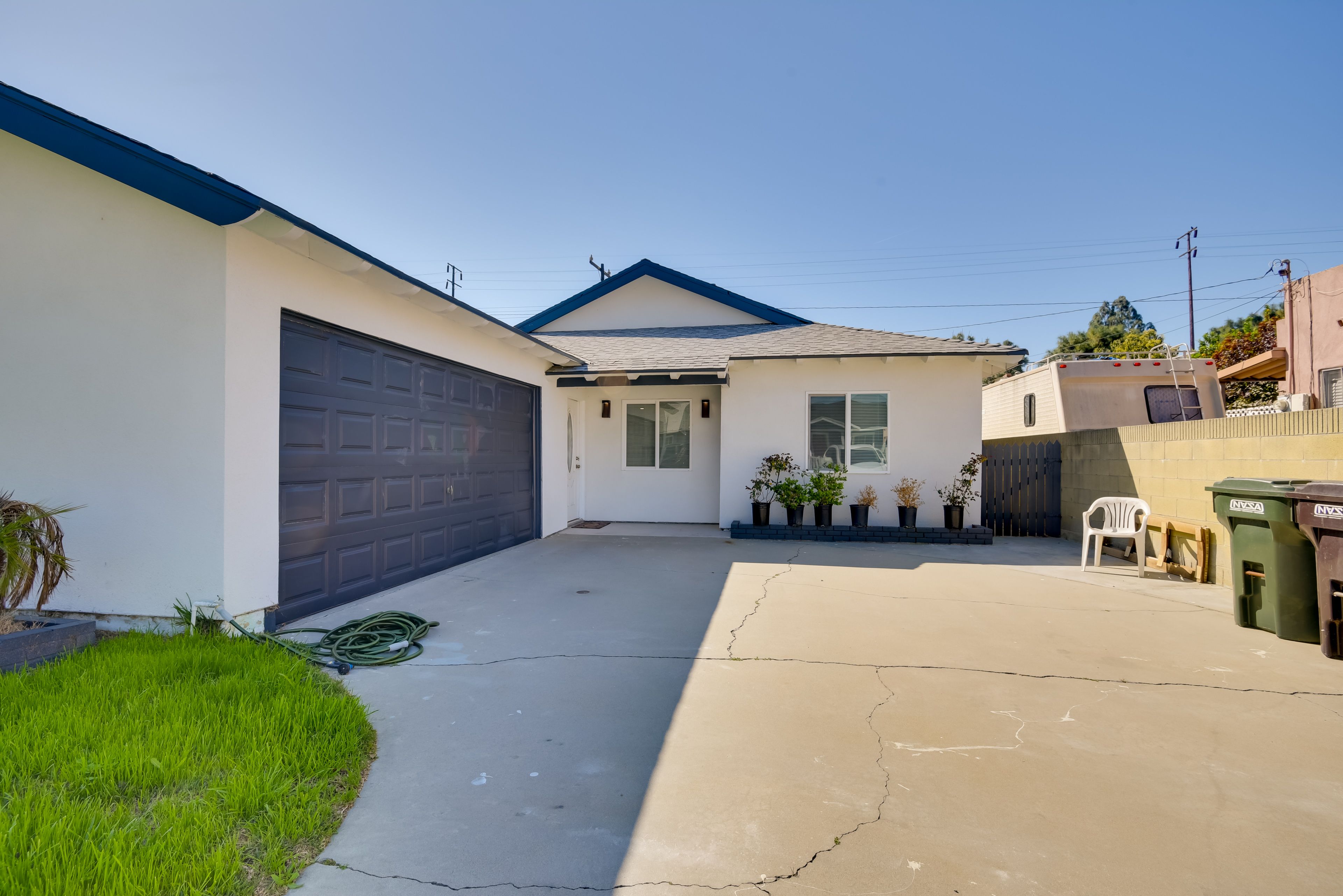 House Exterior | Keyless Entry