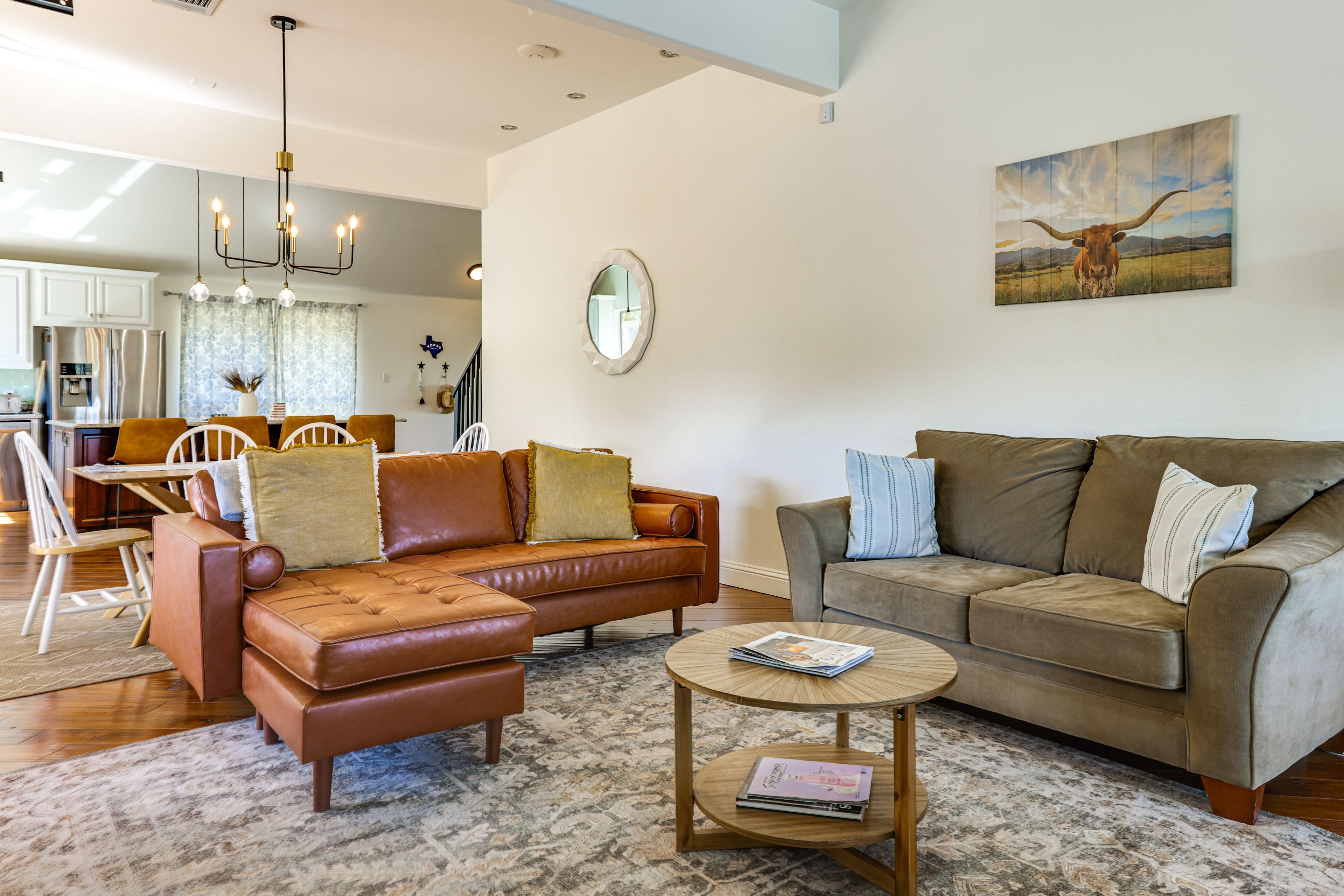 Living Room | Main Level