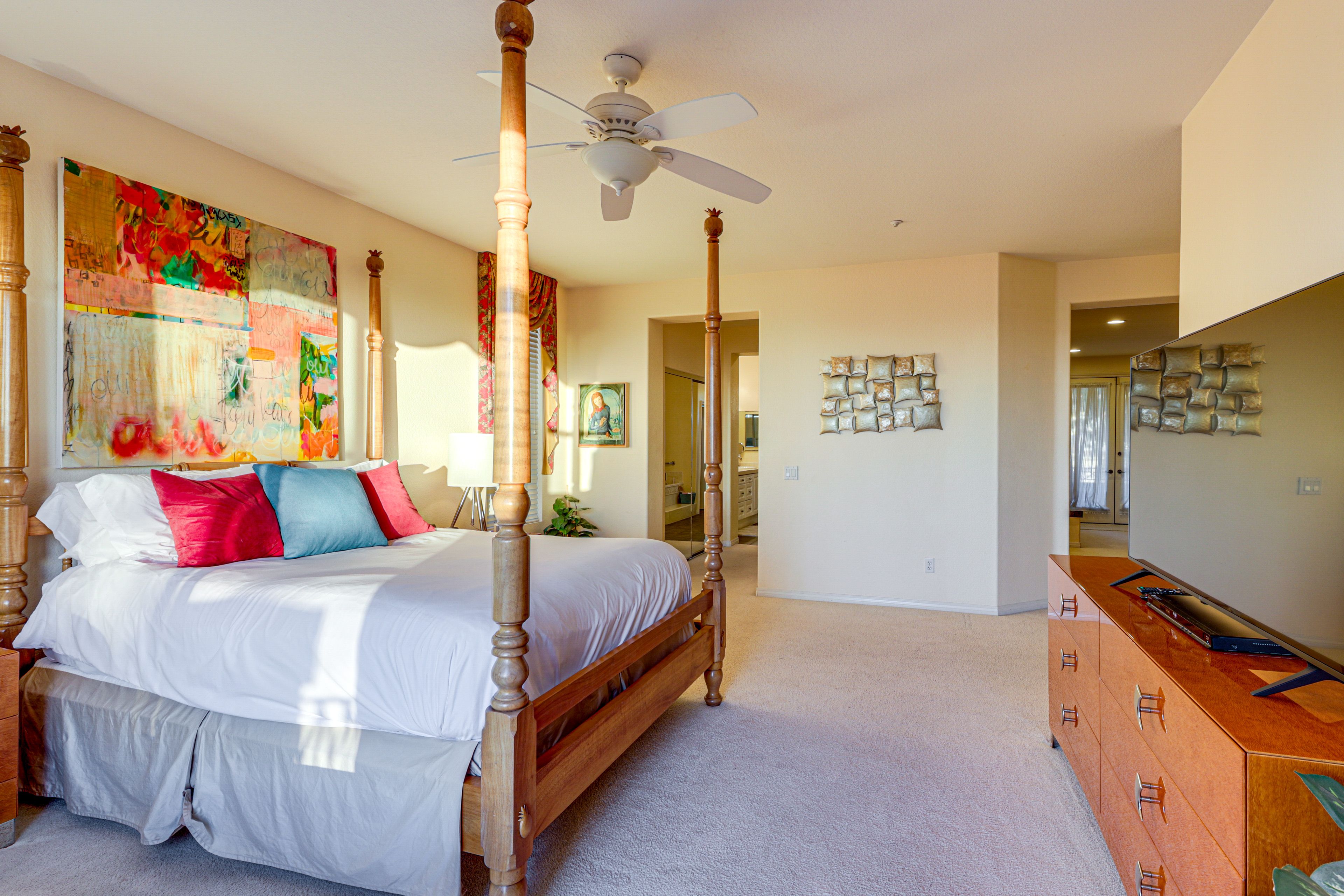 Bedroom 1 | Queen Bed | Balcony | 2nd Floor