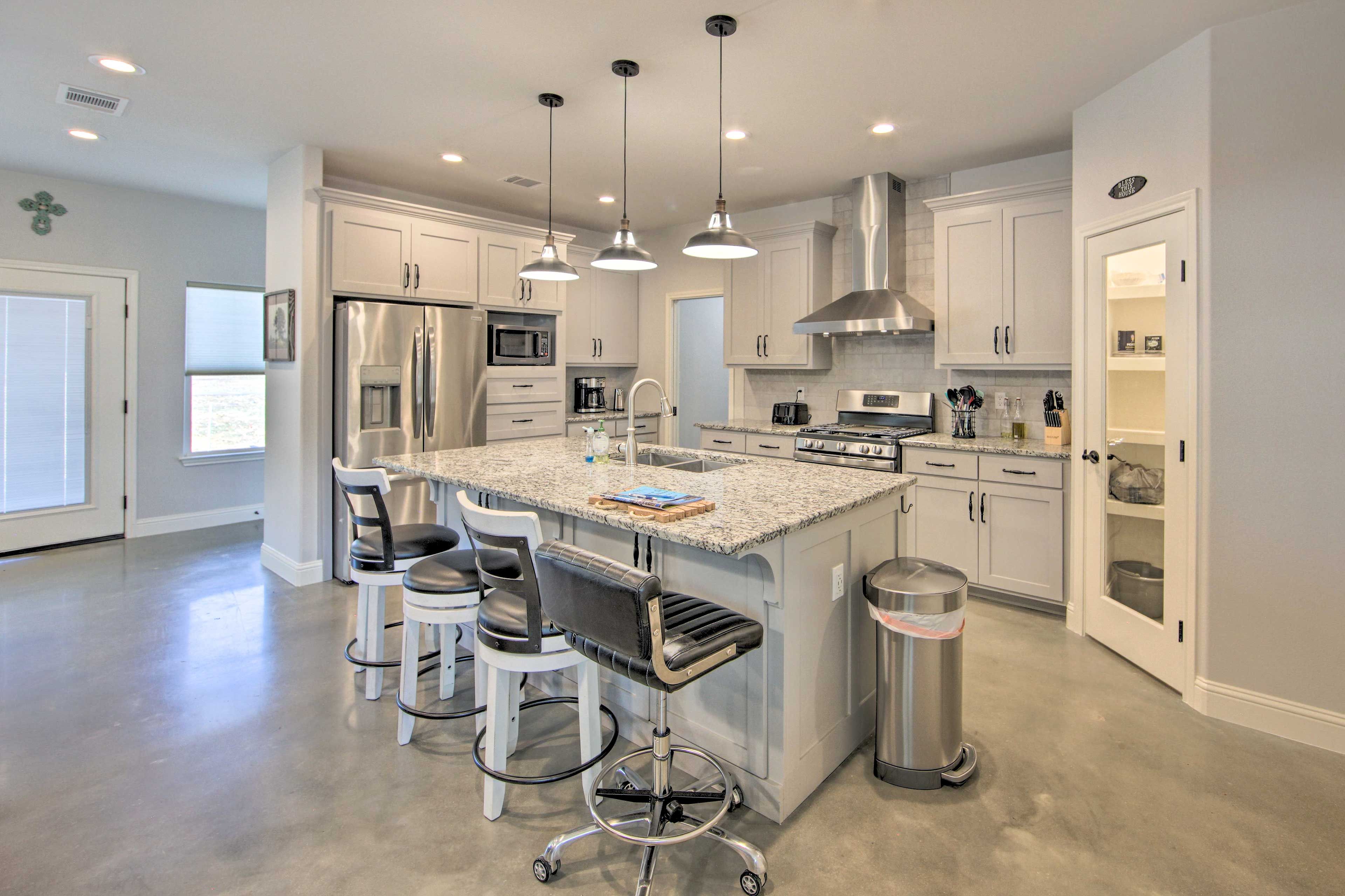 Kitchen | Cooking Basics | Dishwasher | Ice Maker