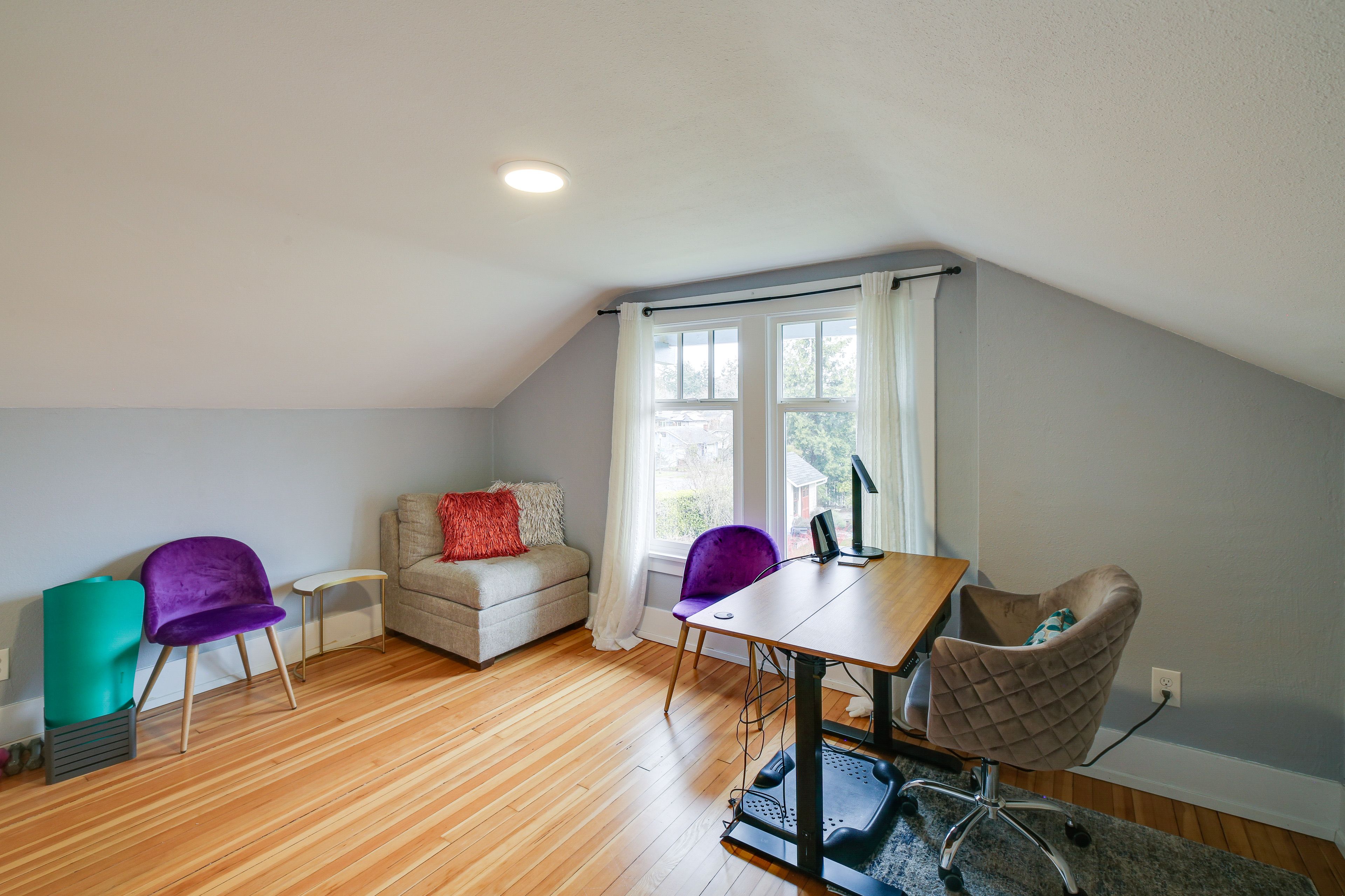 Office | 2nd Floor | Sit/Stand Desk
