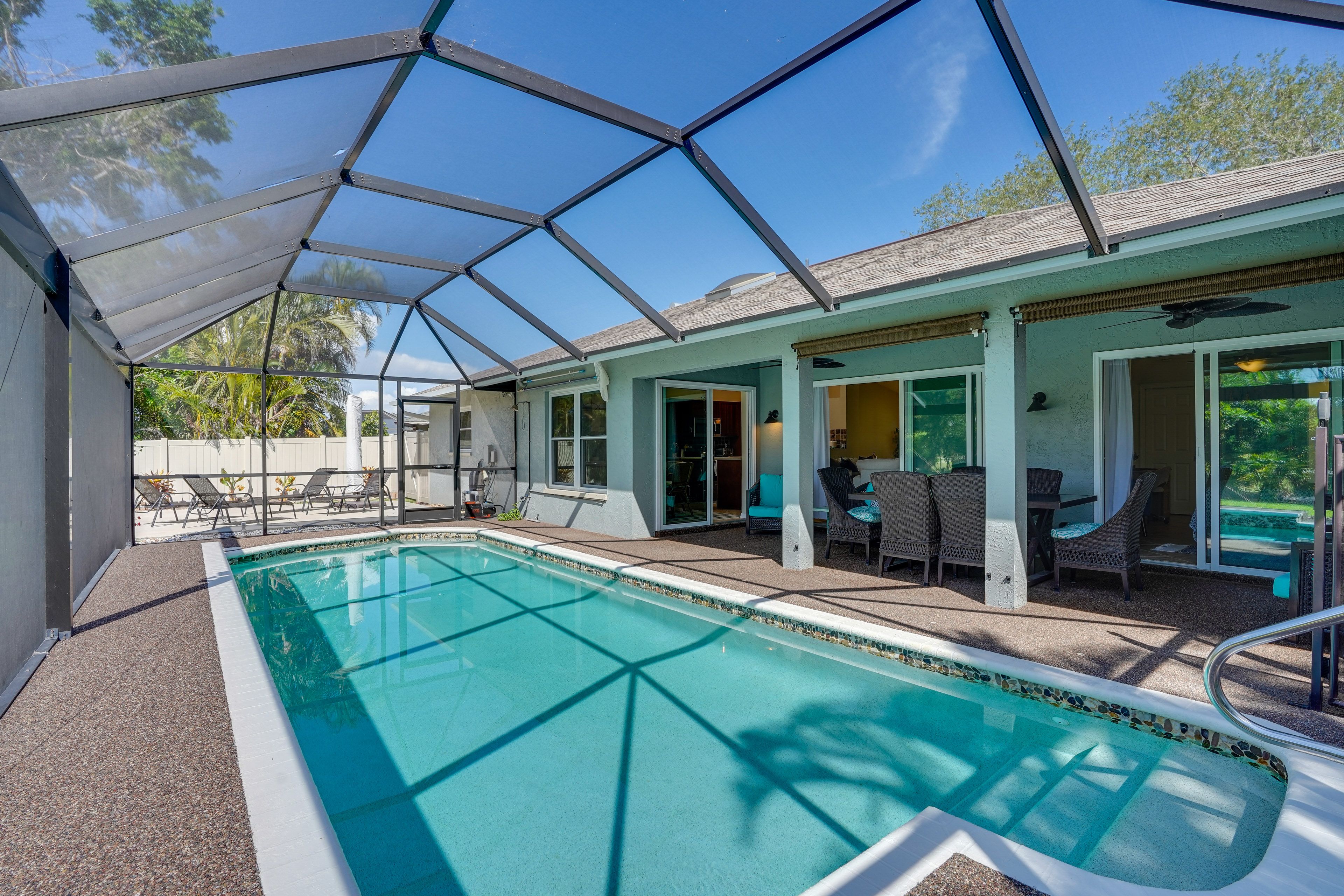 Fort Myers Vacation Rental | 3BR | 2BA | Step-Free Access | 1,600 Sq Ft