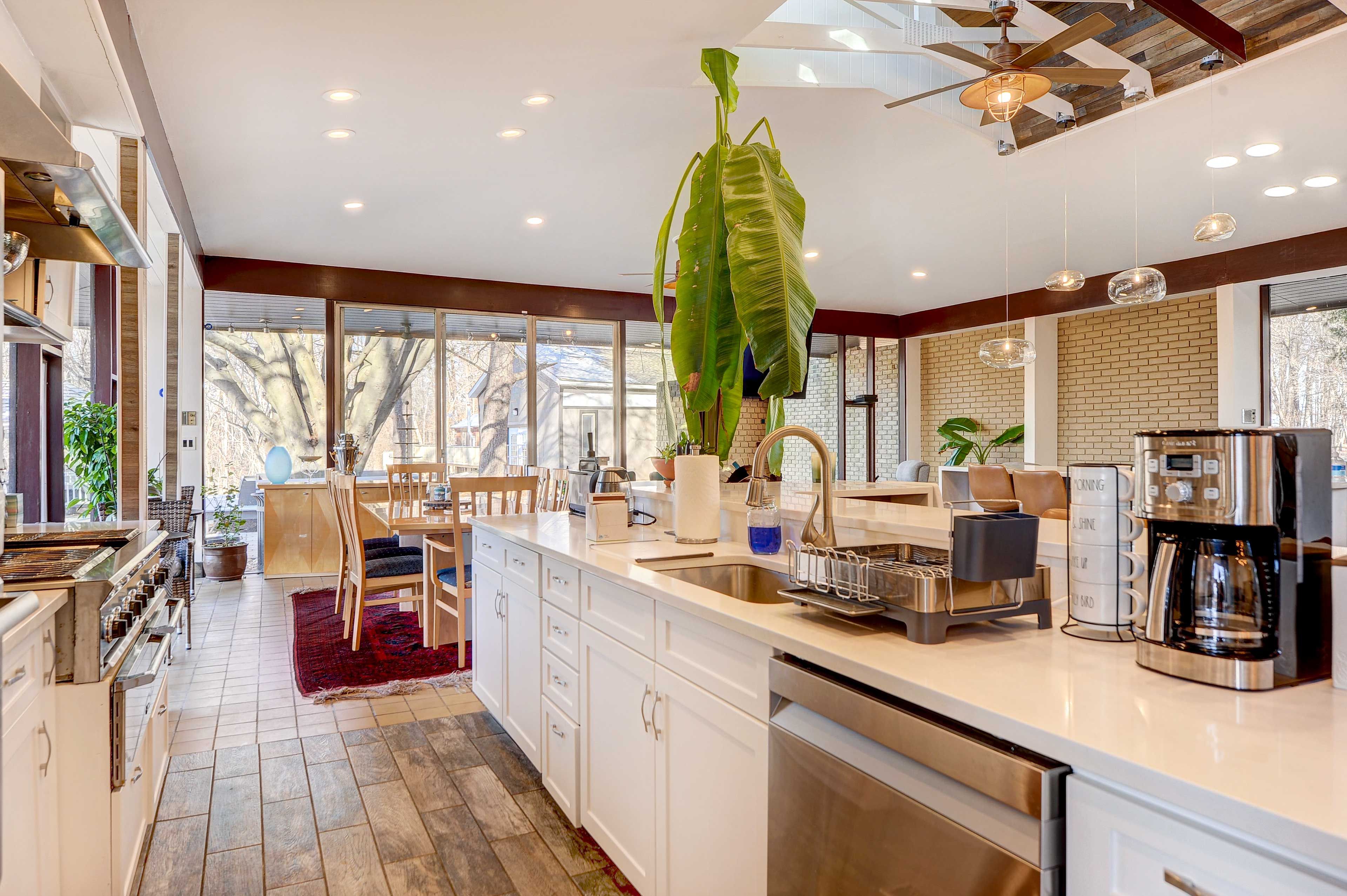 Kitchen | Cooking Basics | Ice Maker | Water Filter