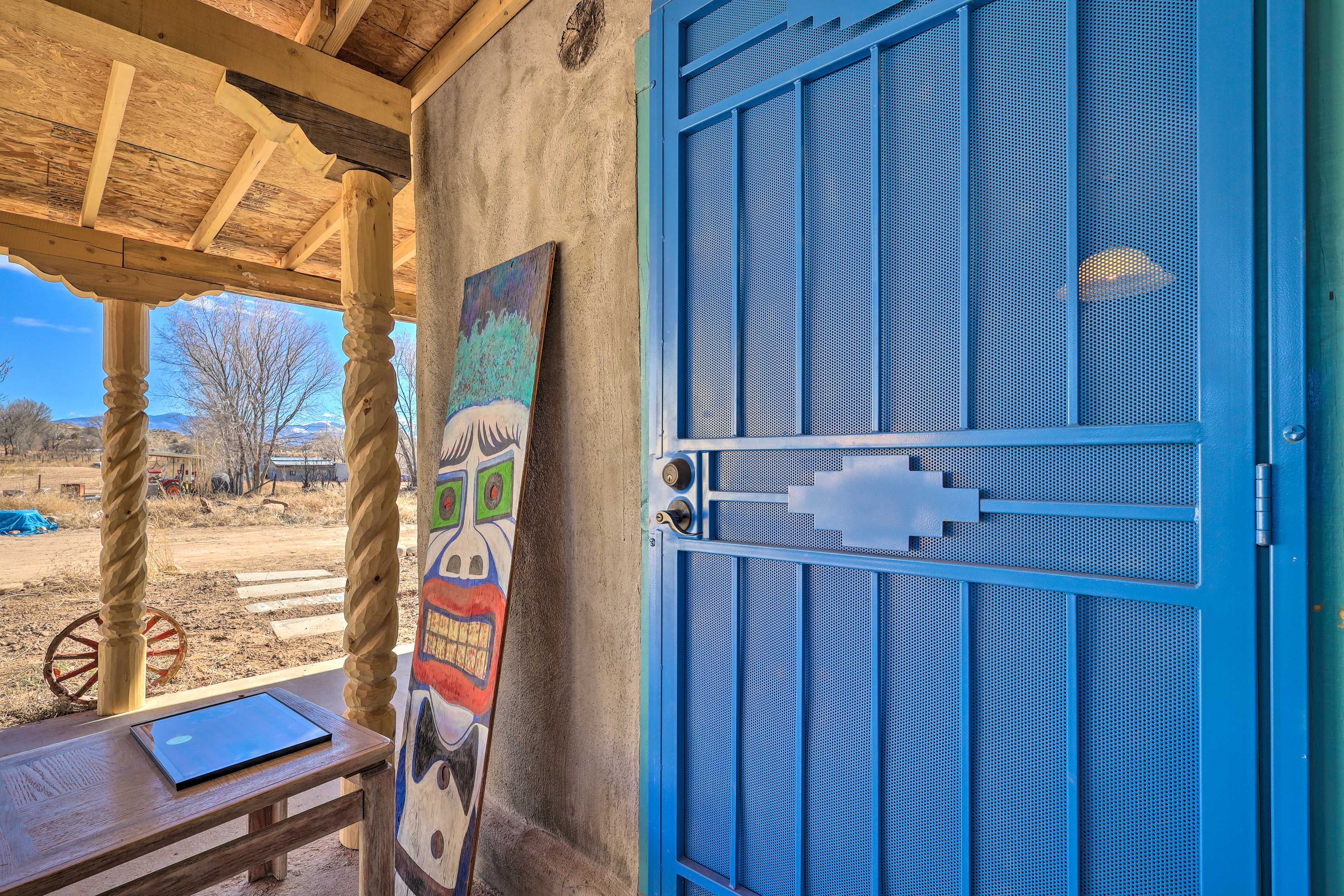 House Exterior | Keyless Entry