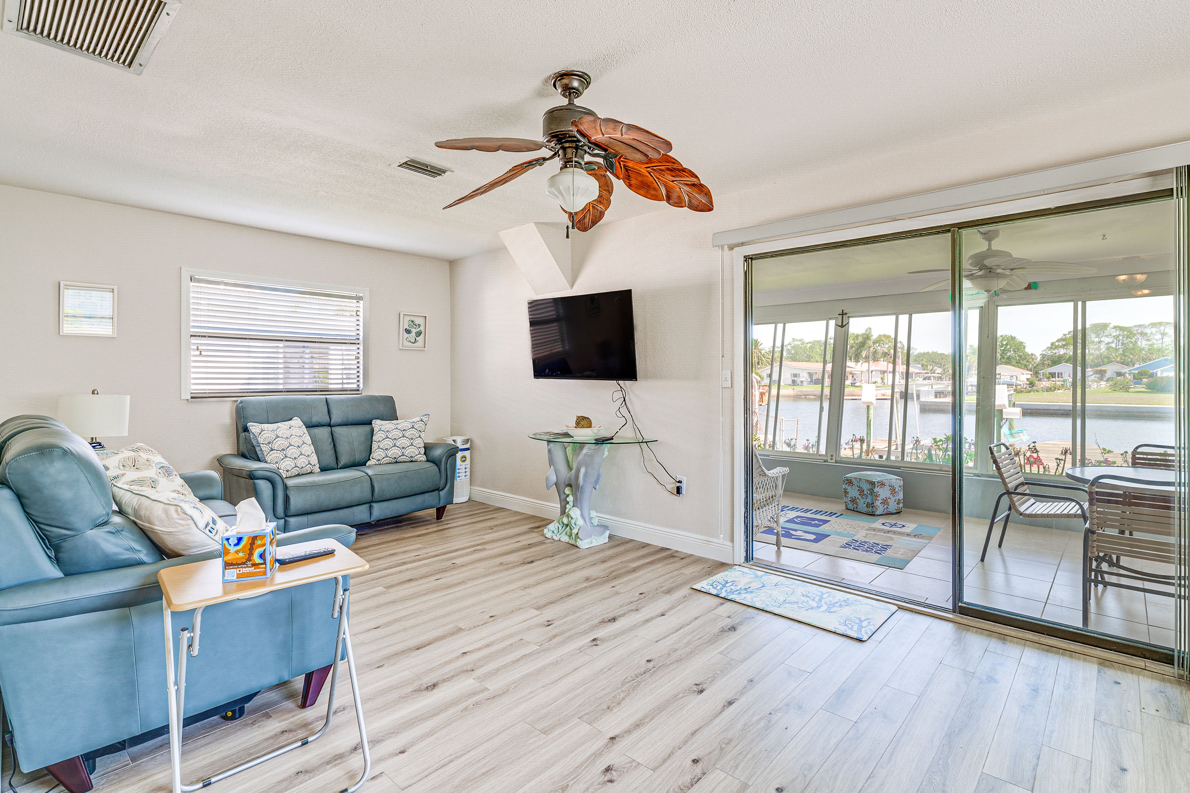 Living Room | Water Views | Central Heating & A/C