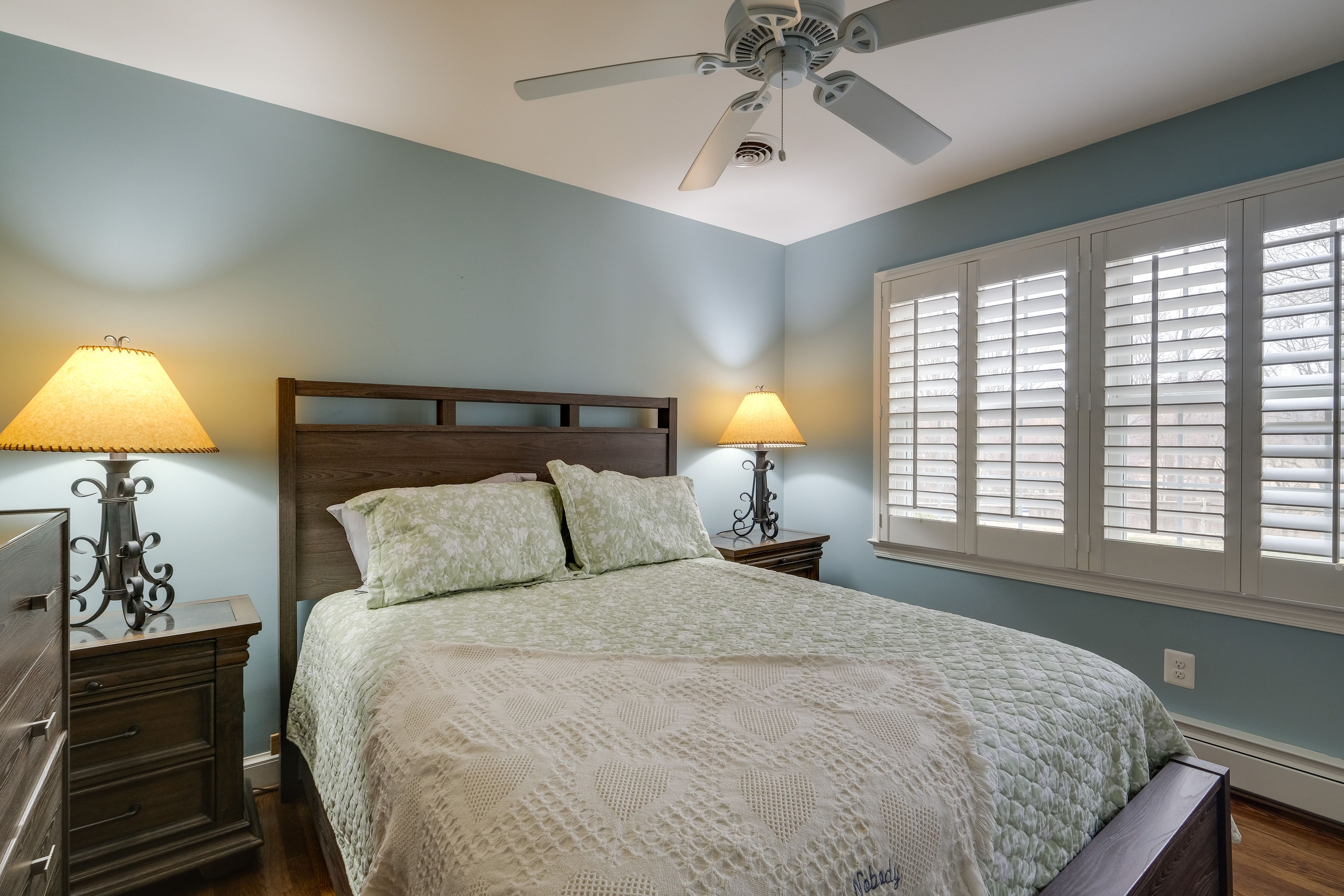 Bedroom 2 | Main Floor | Queen Bed