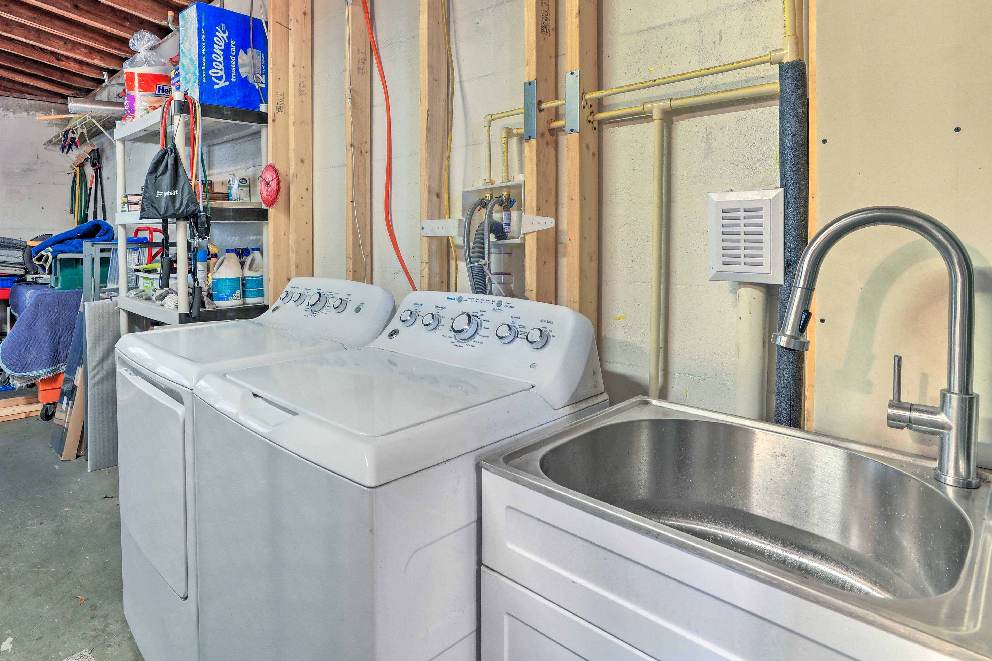 Garage | Washer & Dryer