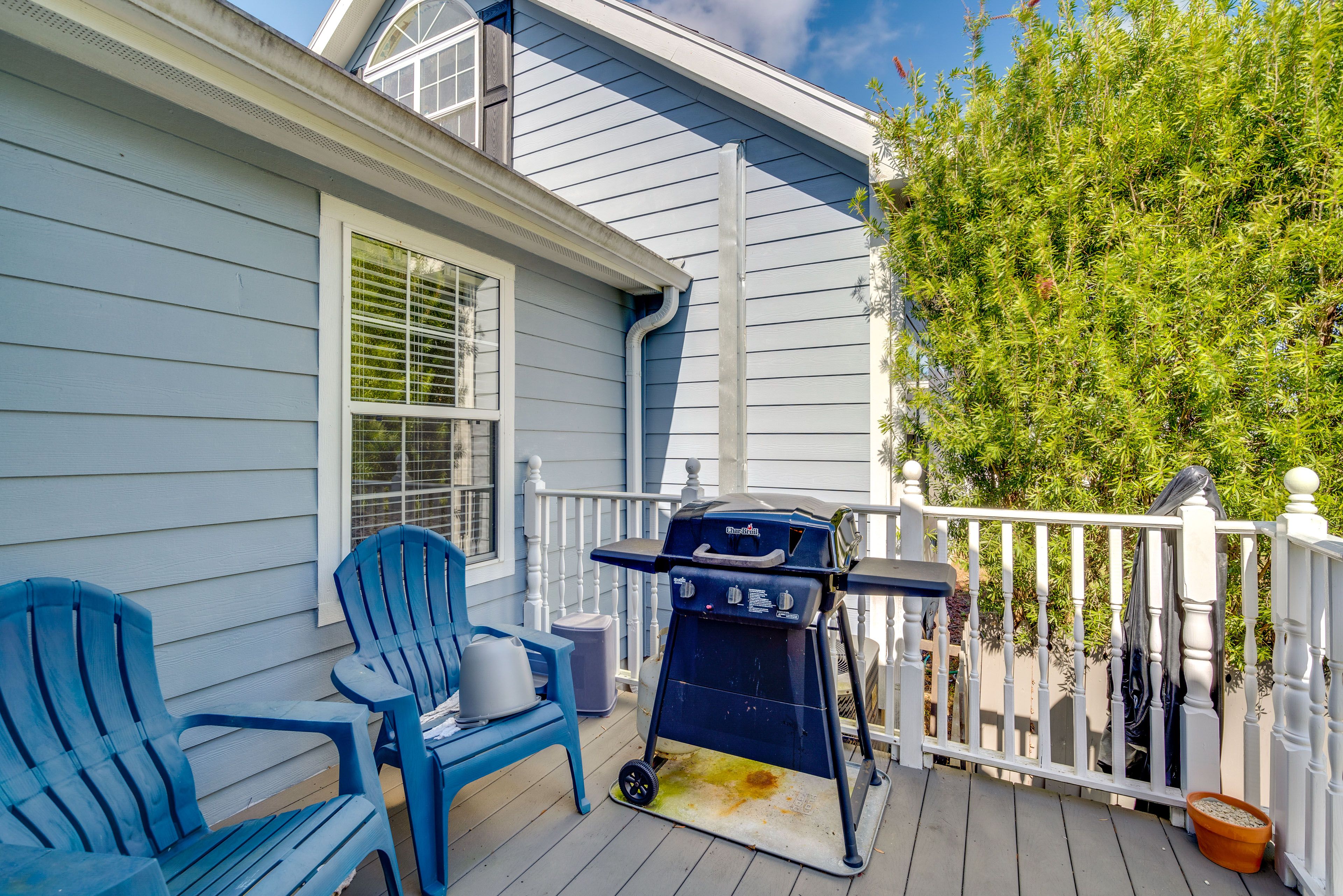 Deck | Gas Grill