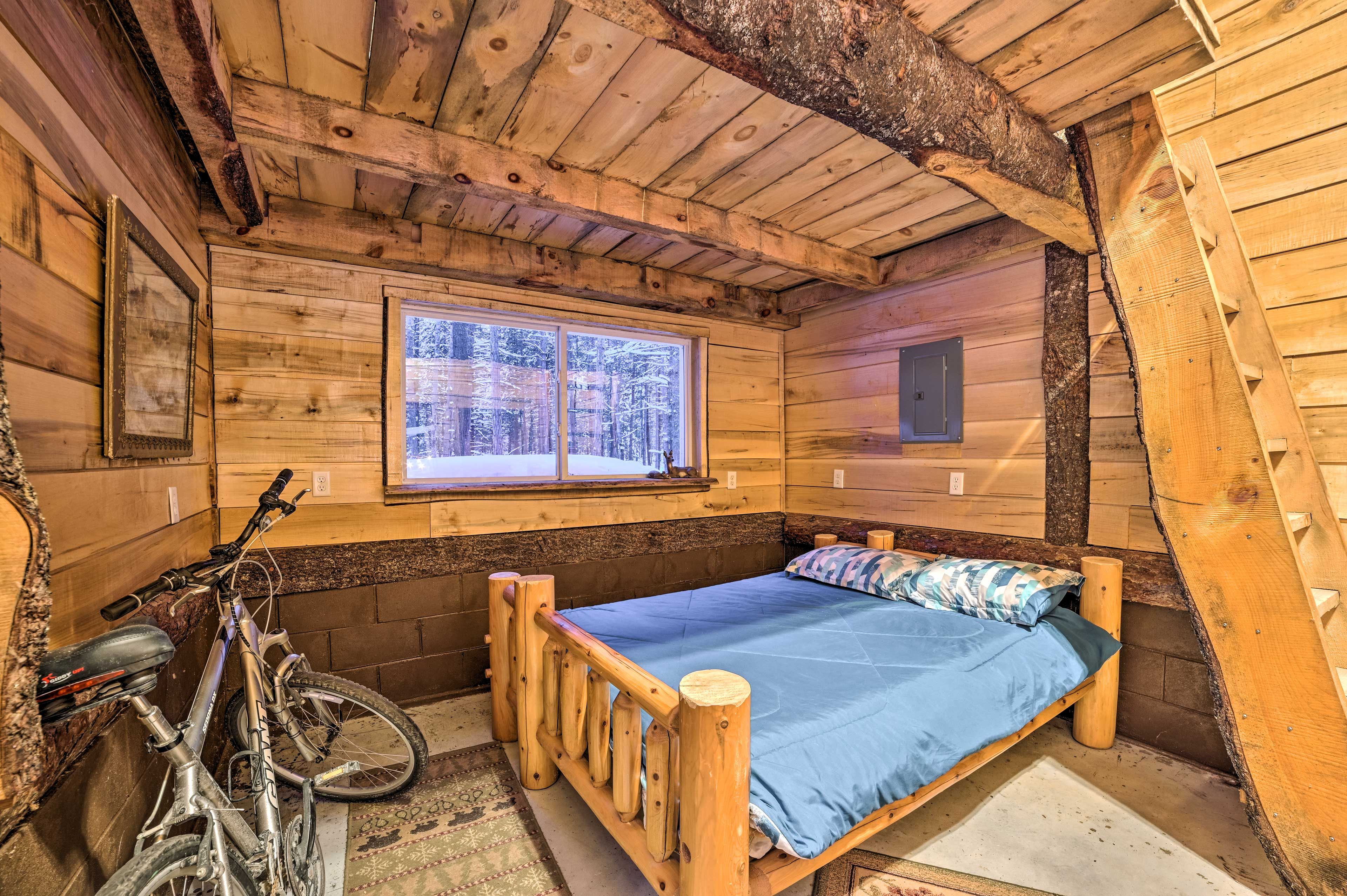 Bedroom 2 (Guest Cabin) | Mini-Split A/C