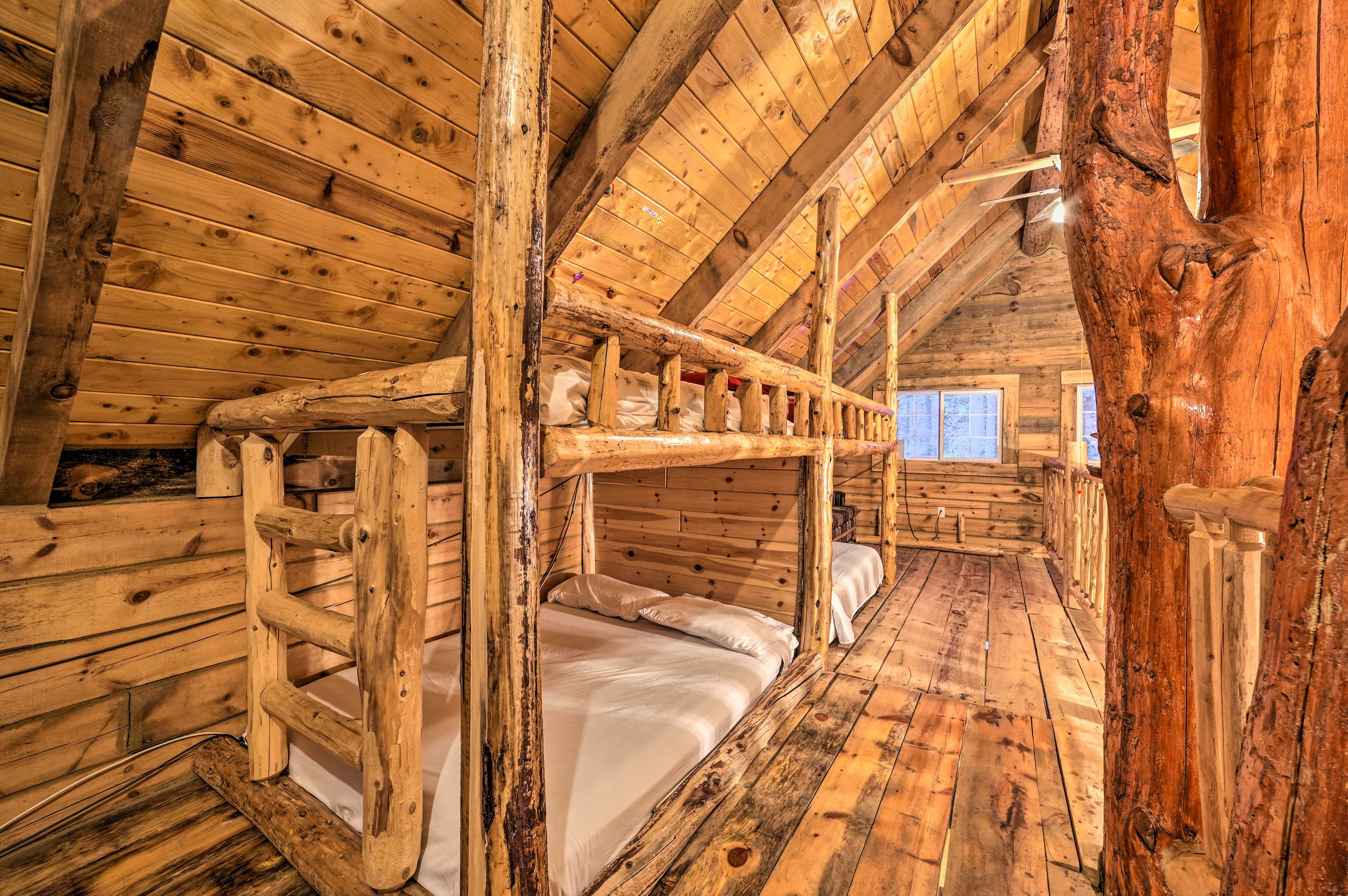 Loft | 2 Queen Mattresses