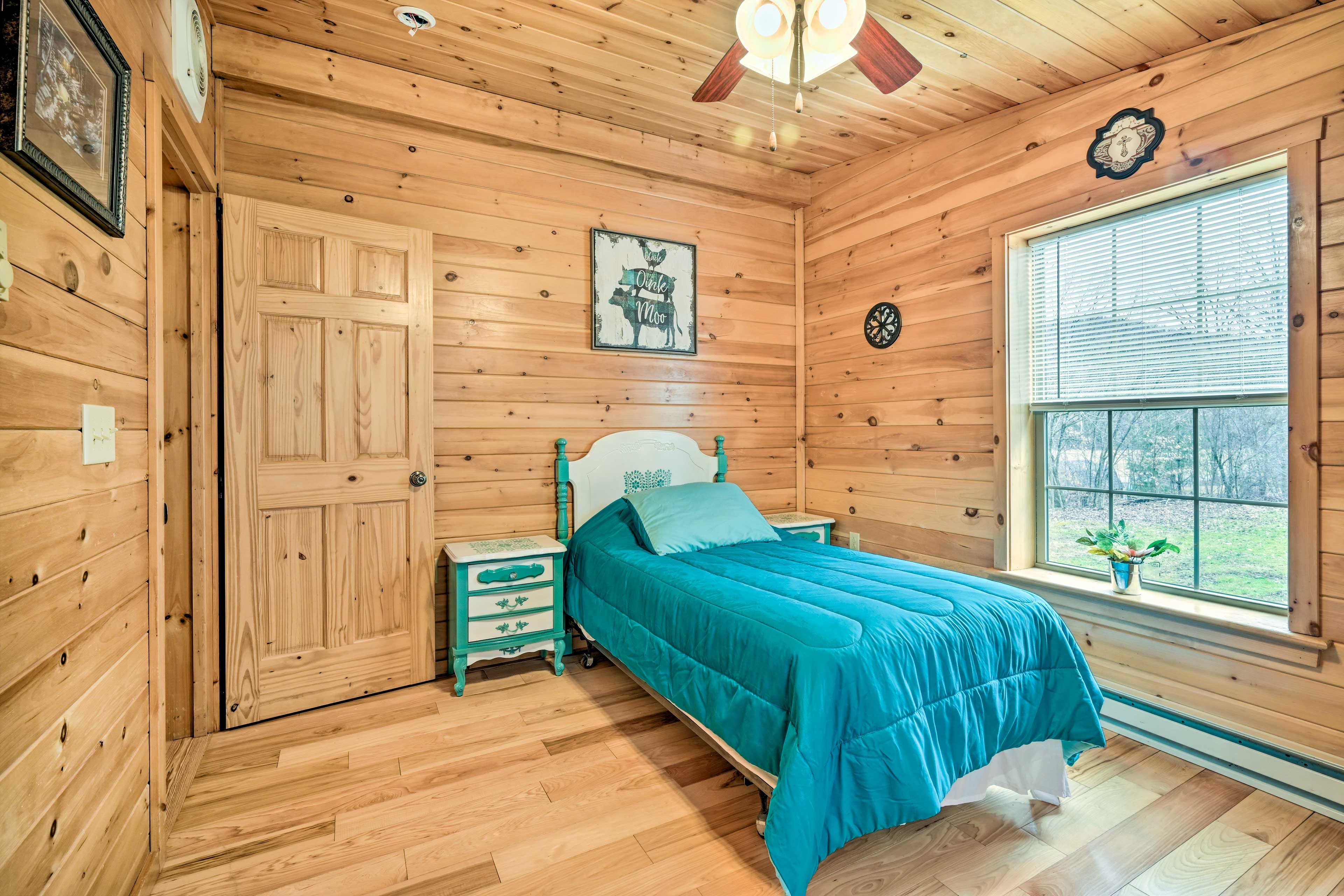 Bedroom 2 | Main Level | Twin Bed