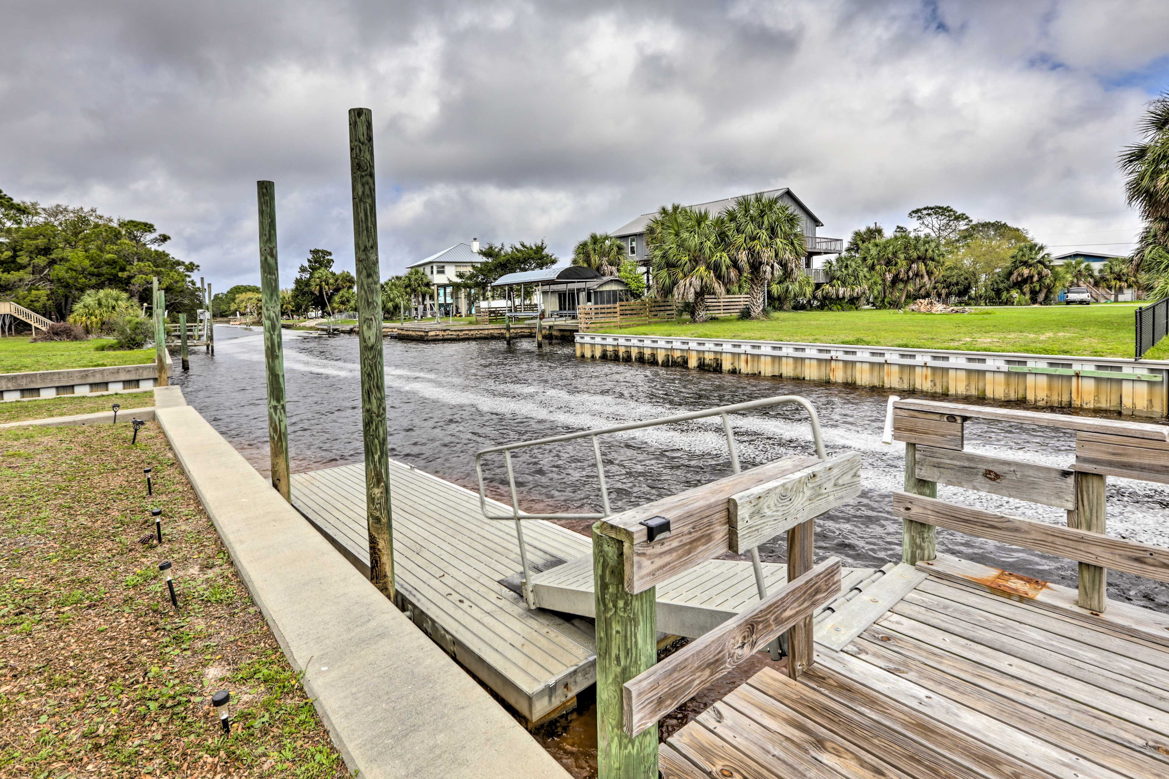 Private Boat Dock | Ocean View | 0.6 Mi to Mashes Sands Beach