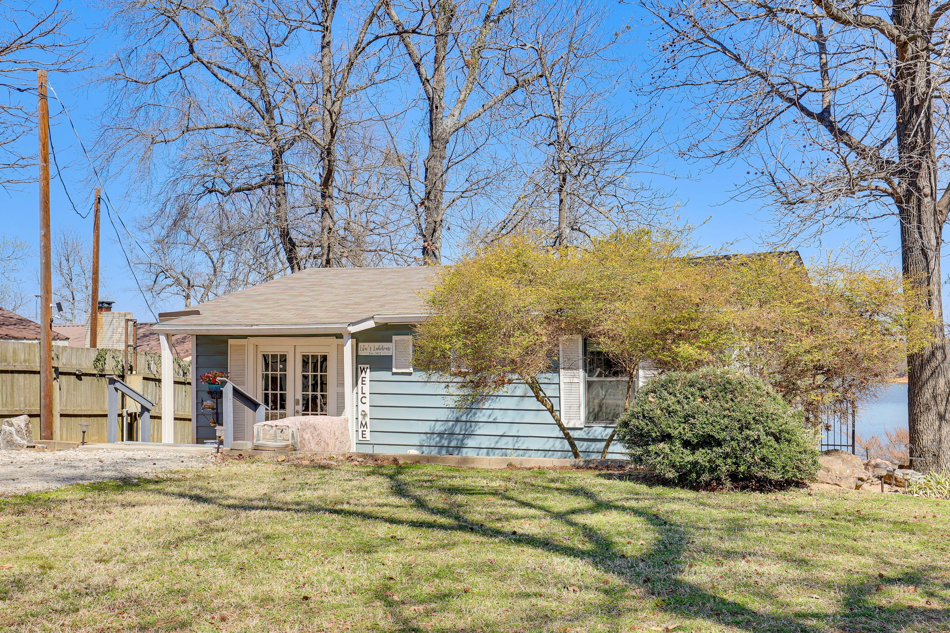 Driveway Parking | 4 Vehicles