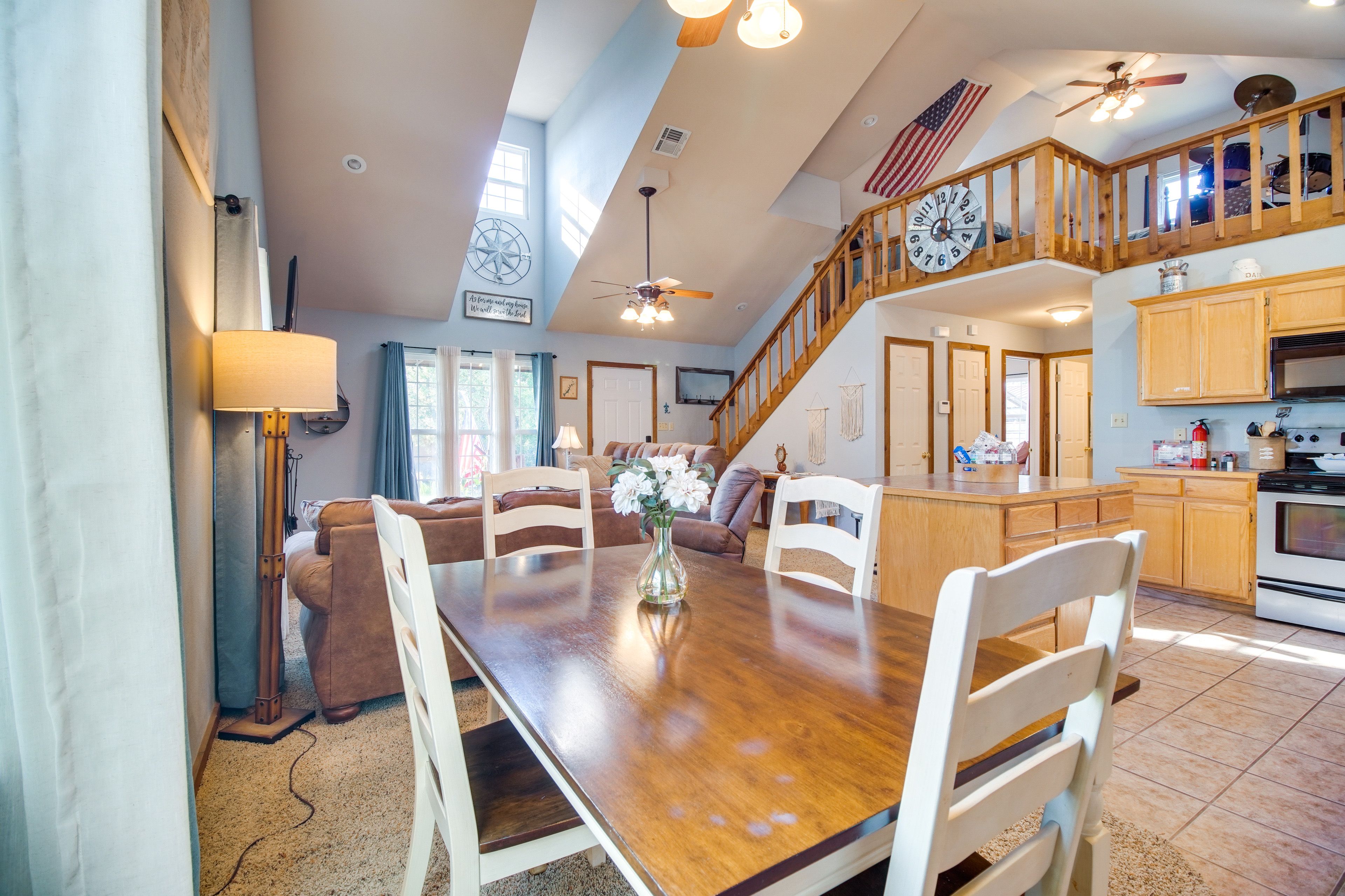 Dining Area | Dishware & Flatware