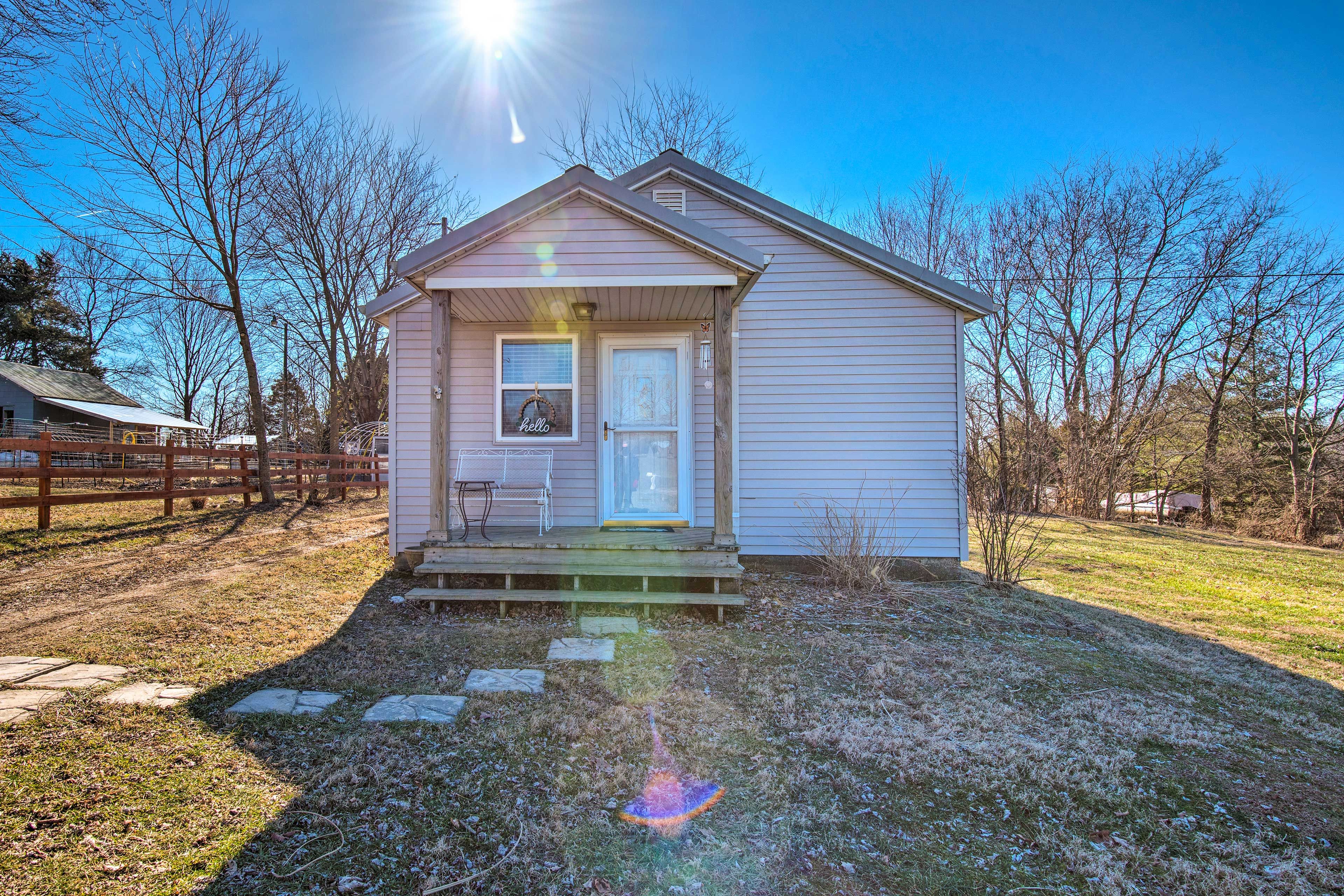 Perryville Vacation Rental | Studio | 1BA | 610 Sq Ft | 3 Steps for Access
