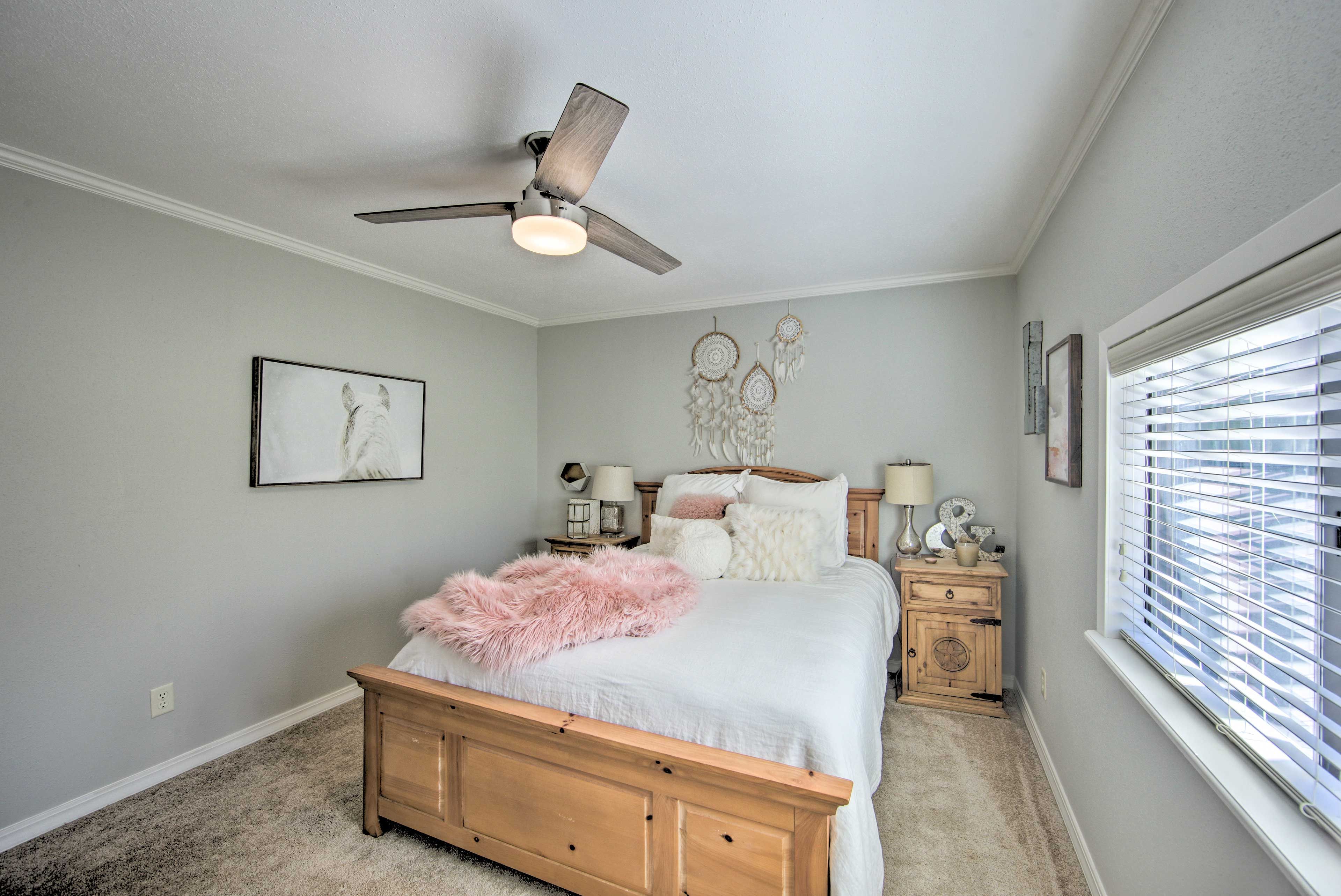 Bedroom 3 | Queen Bed