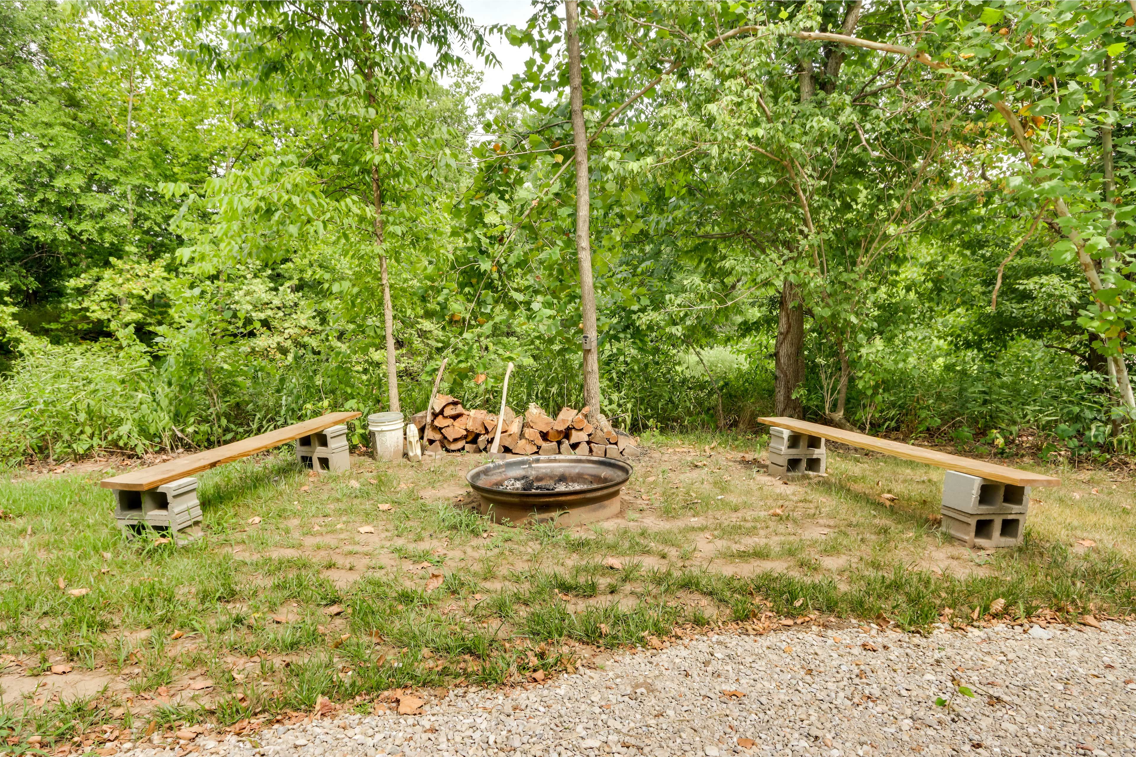 On-Site Creek | Private Fire Pit (Wood Provided)