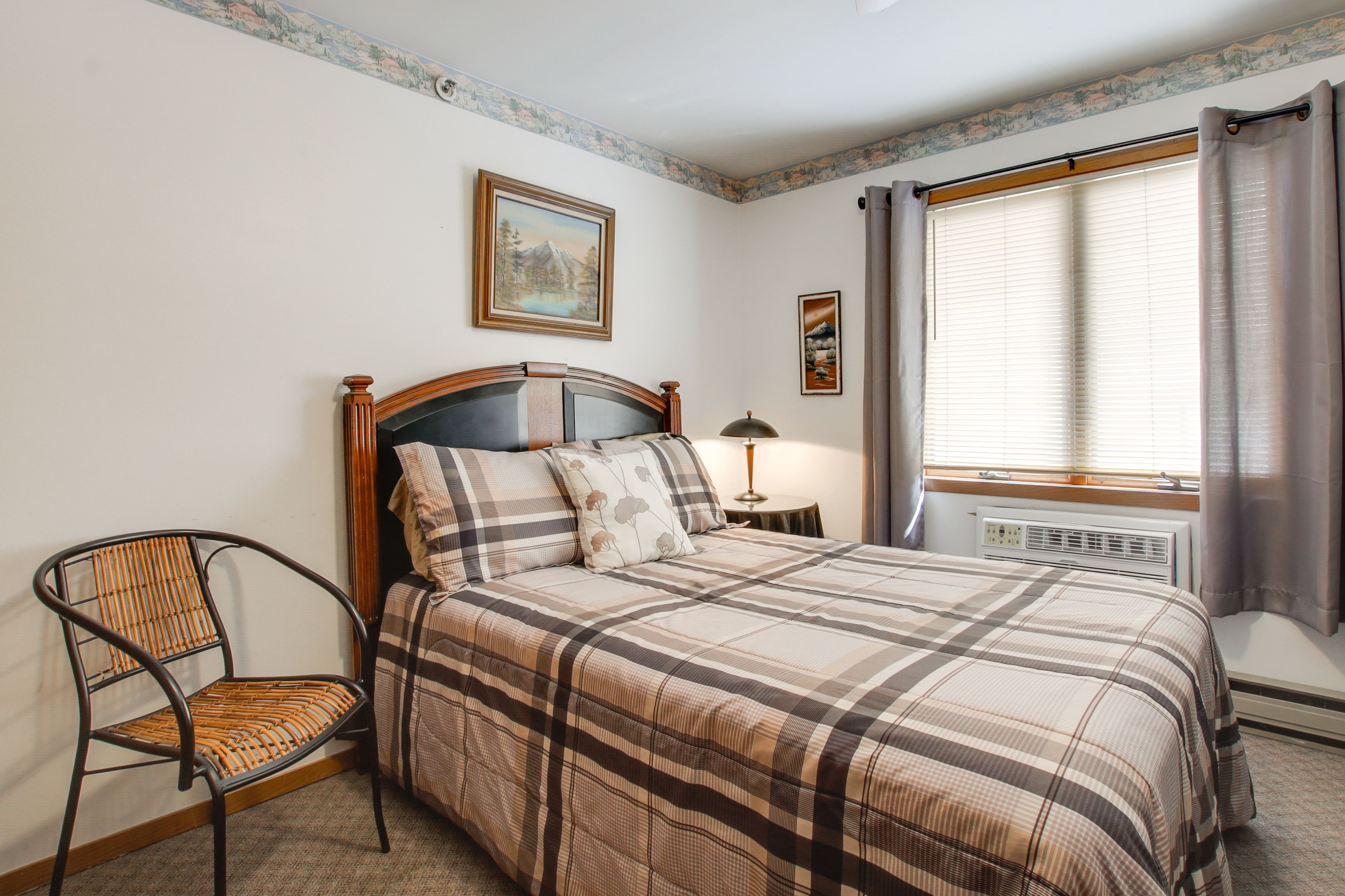 Bedroom 2 | Full Bed