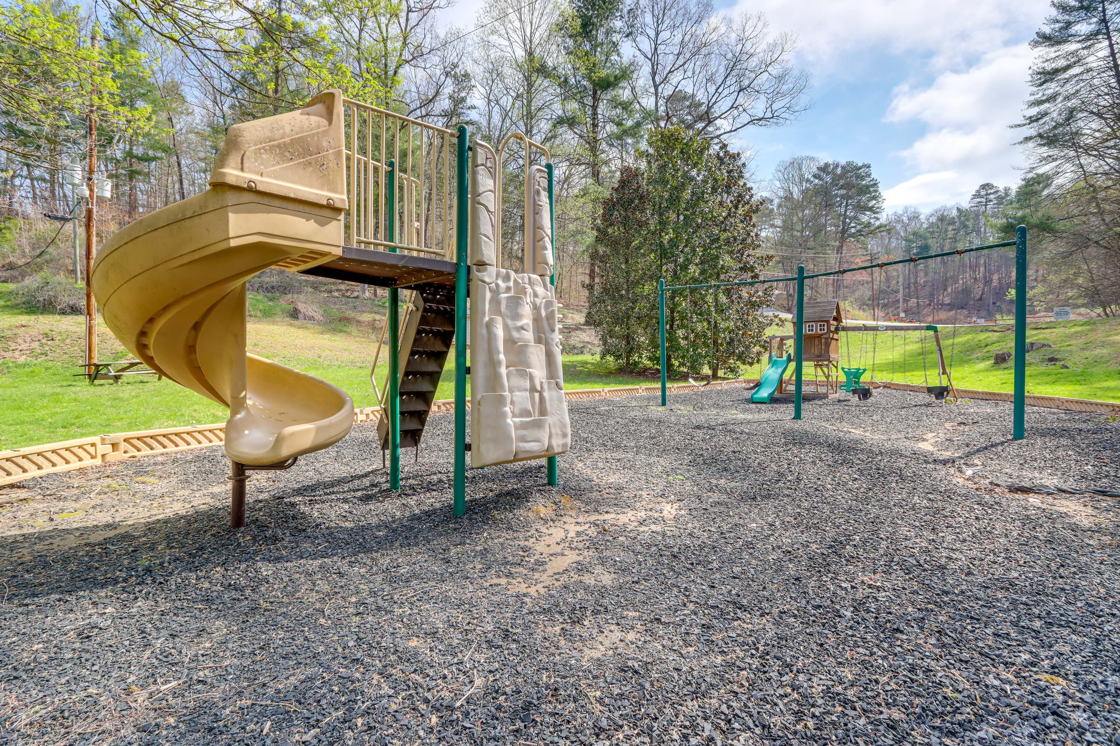 Community Amenities | Playground