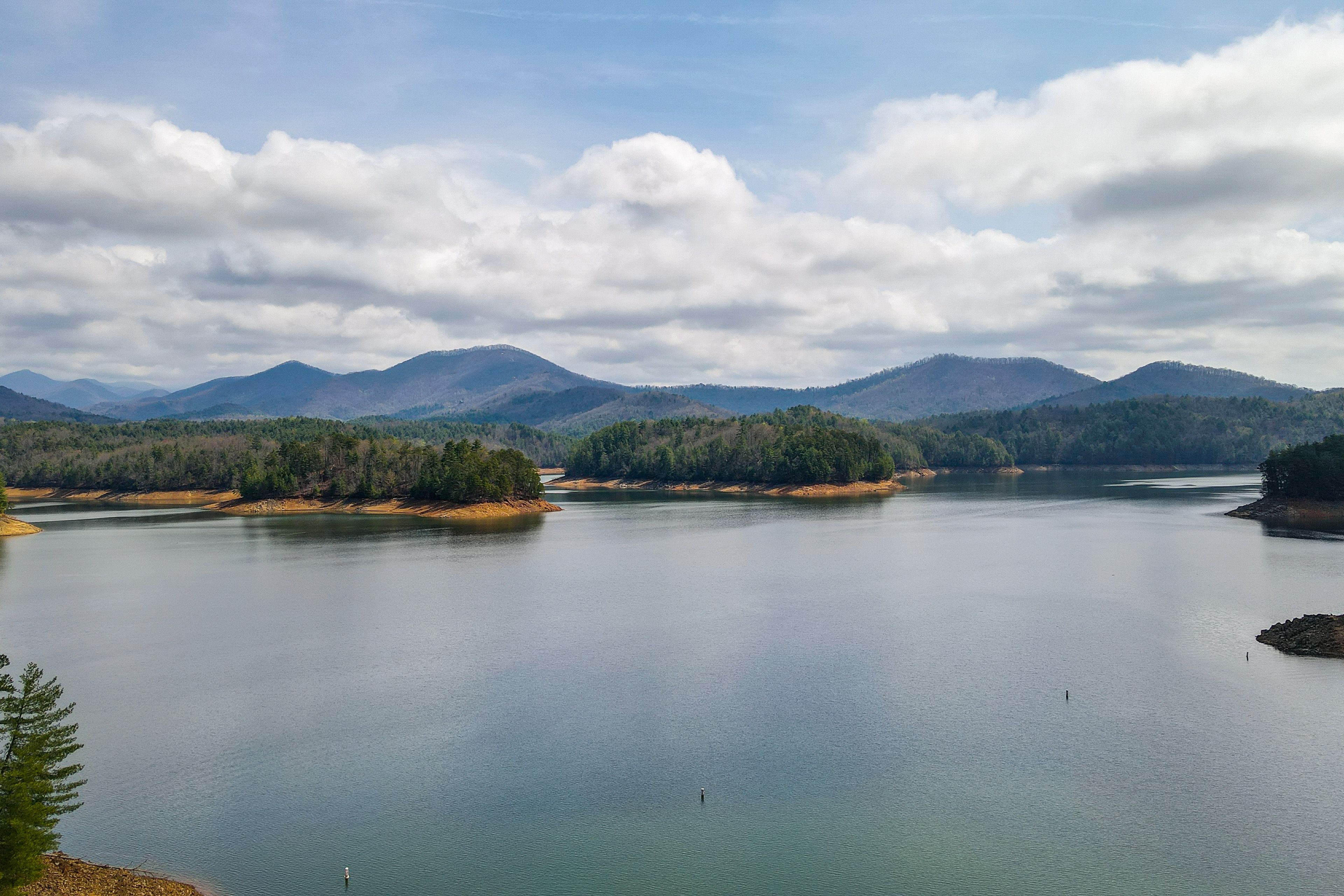 Hiwassee Lake