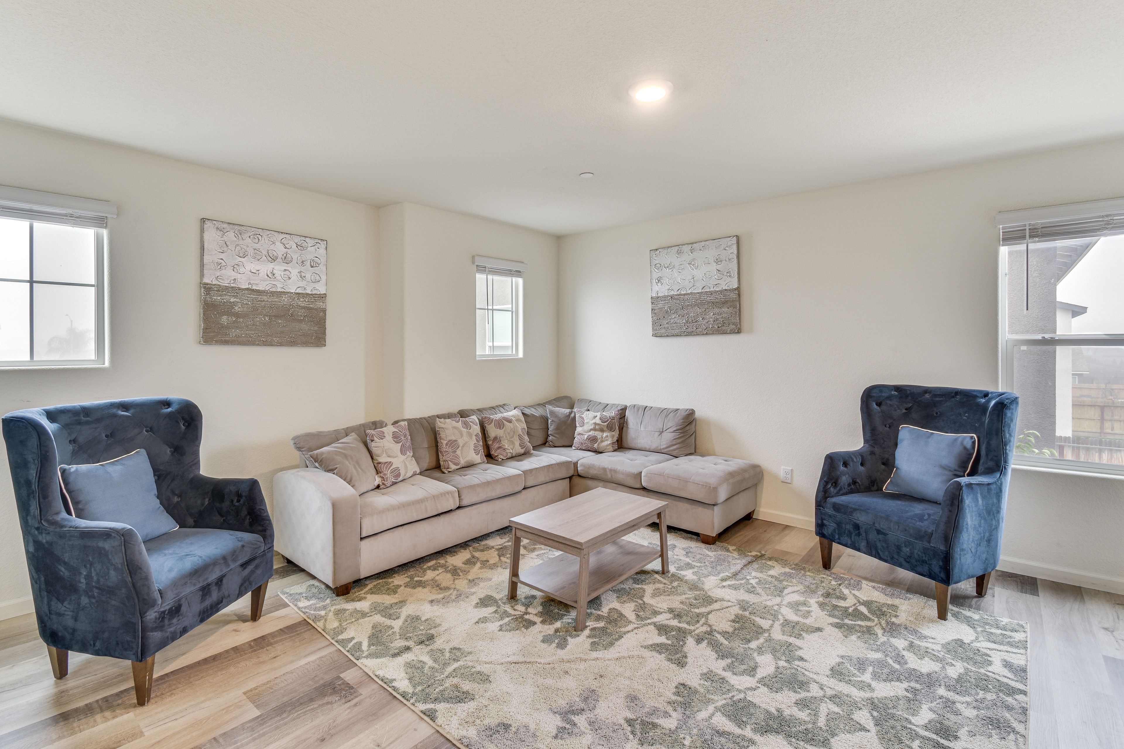 Family Room | 2nd Floor