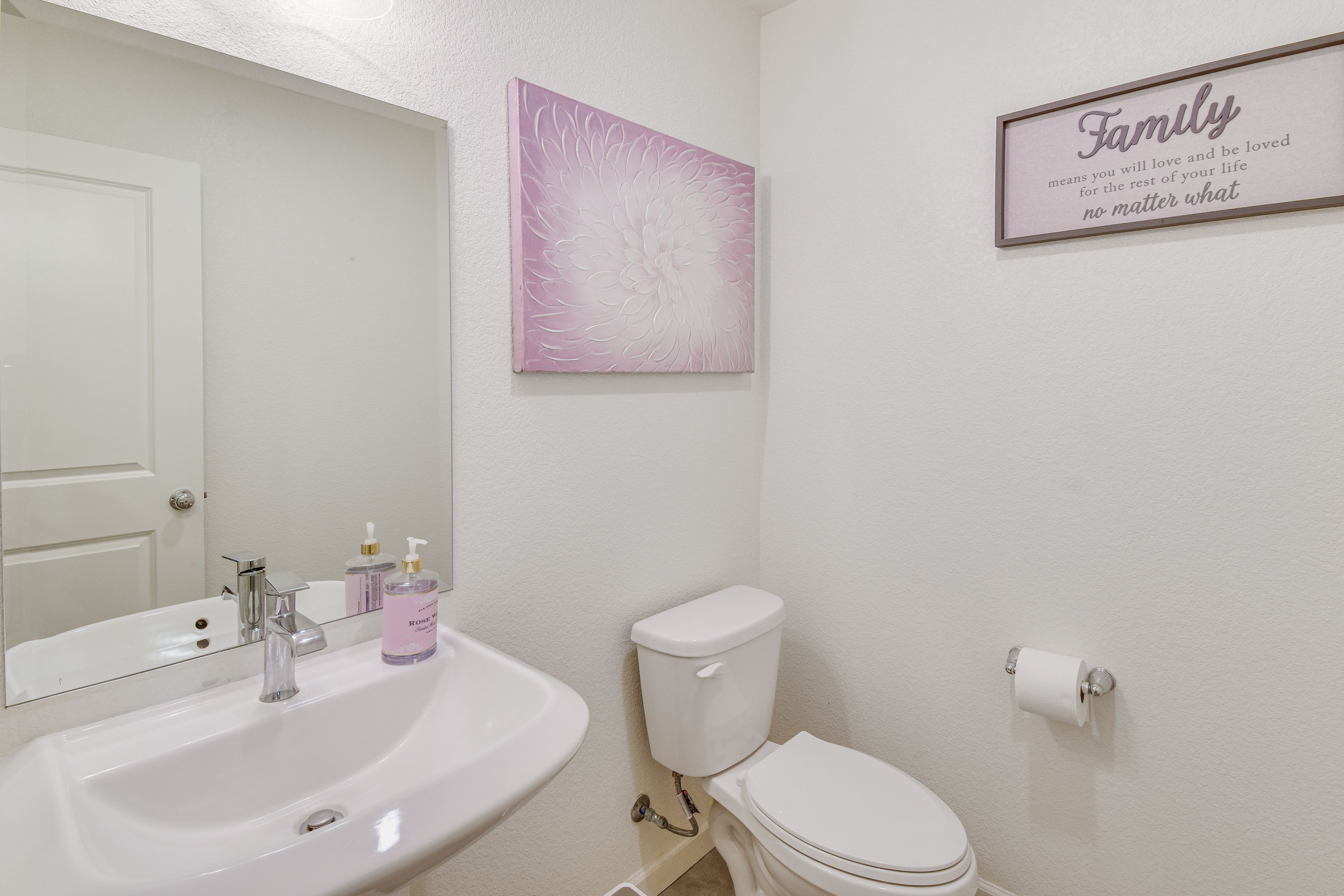 Half Bathroom | 1st Floor