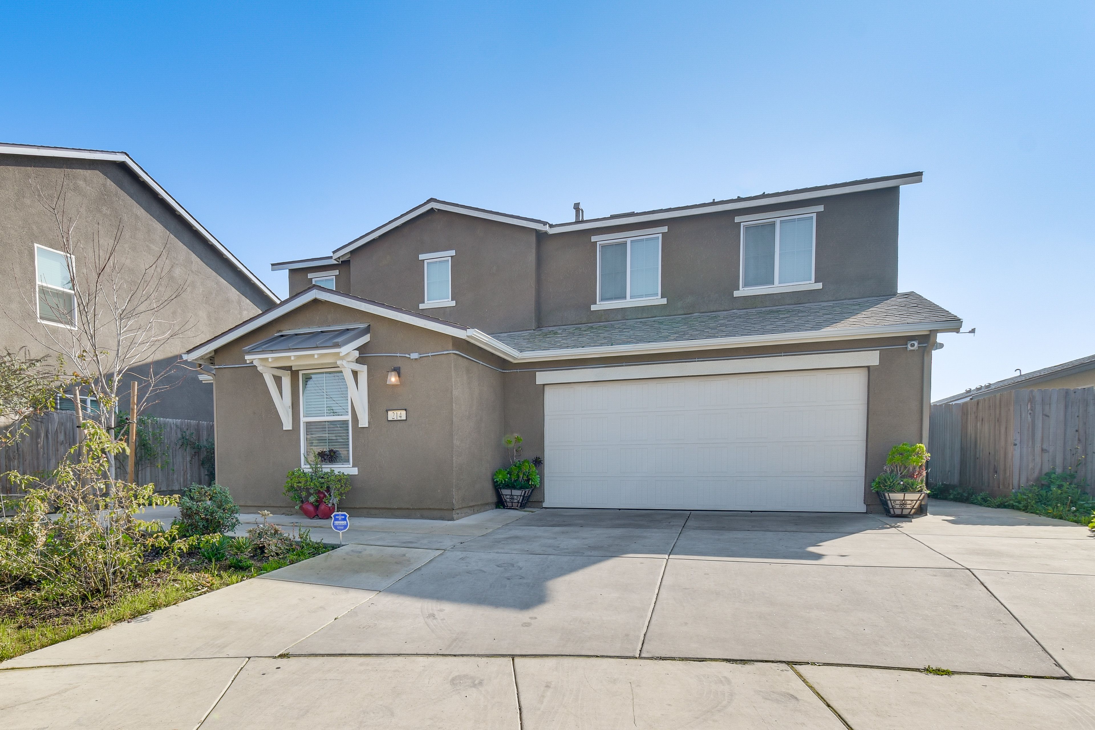 Property Exterior | Garage (1 Vehicle) | Driveway (3 Vehicles)