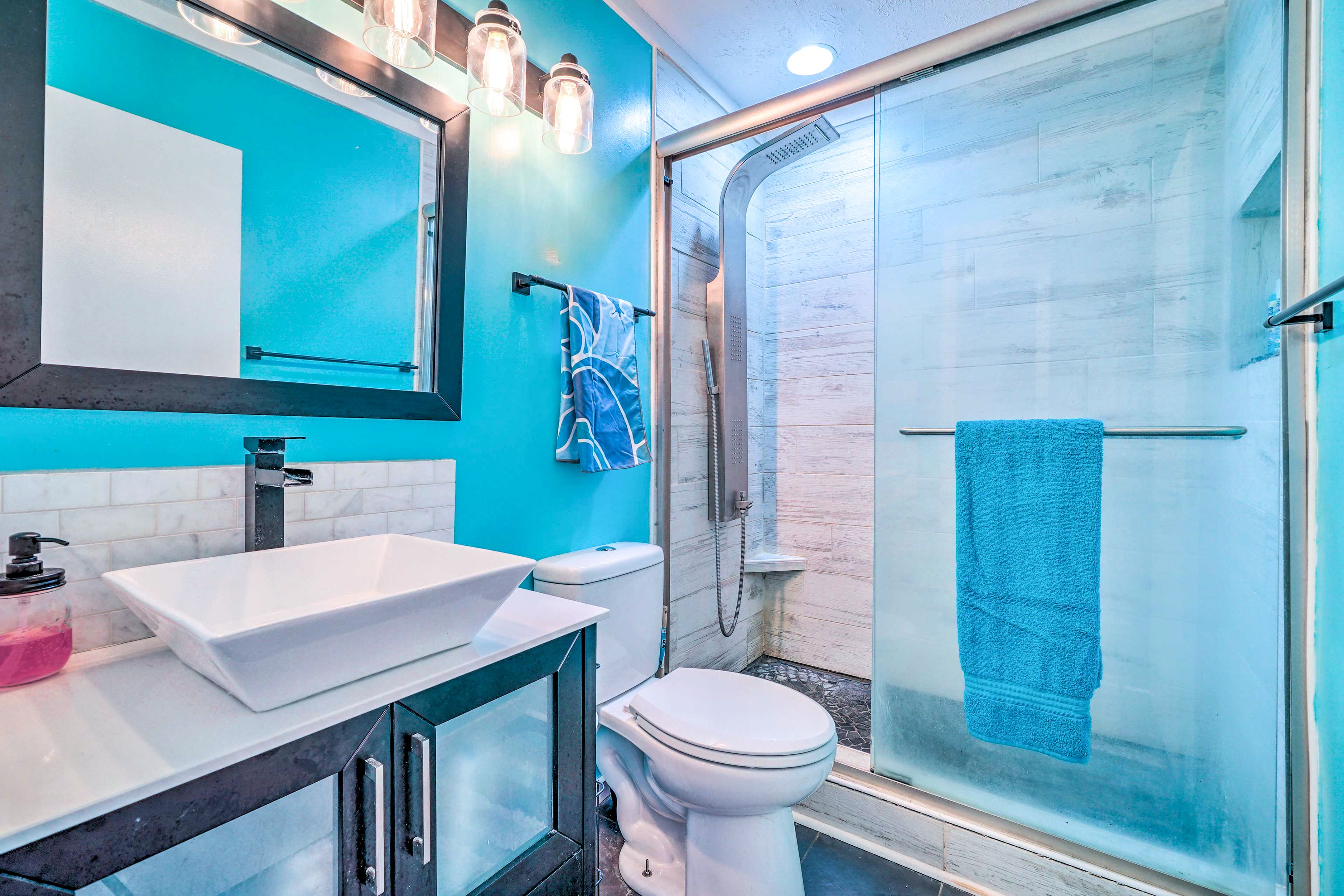 Full Bathroom