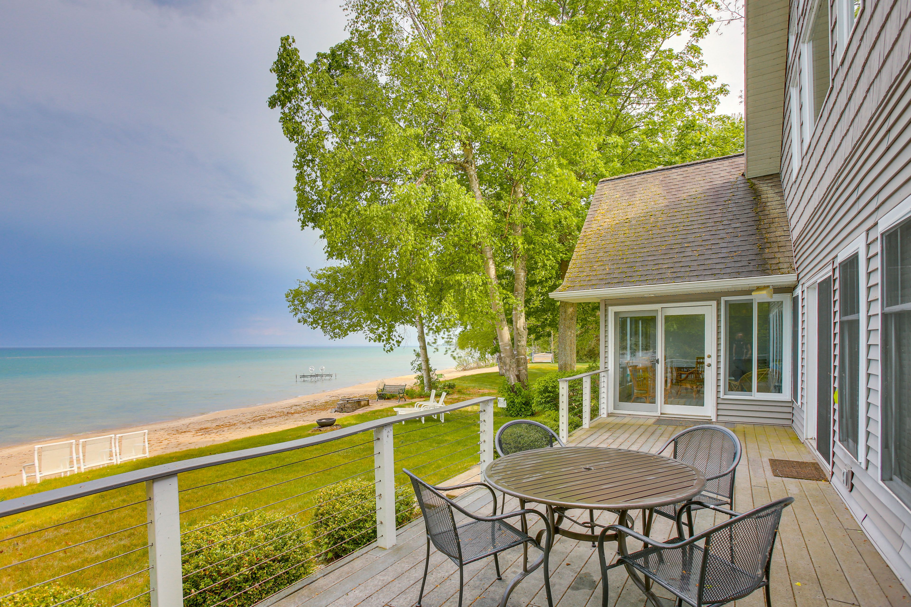 Northport Vacation Rental | 4BR | 5BA | Stairs Required | 3,800 Sq Ft