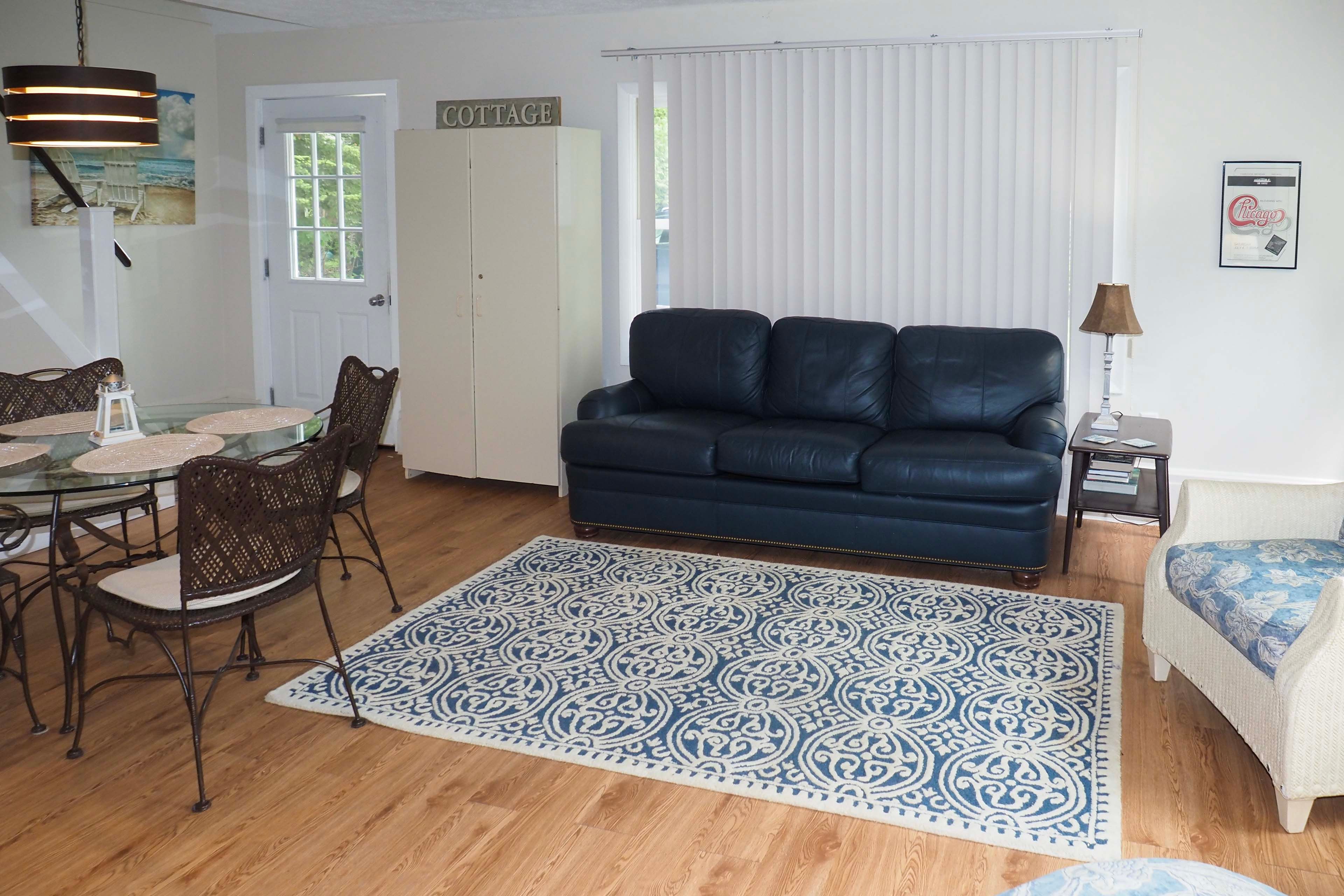 Guest House | Living Room | Queen Sleeper Sofa | Dining Area