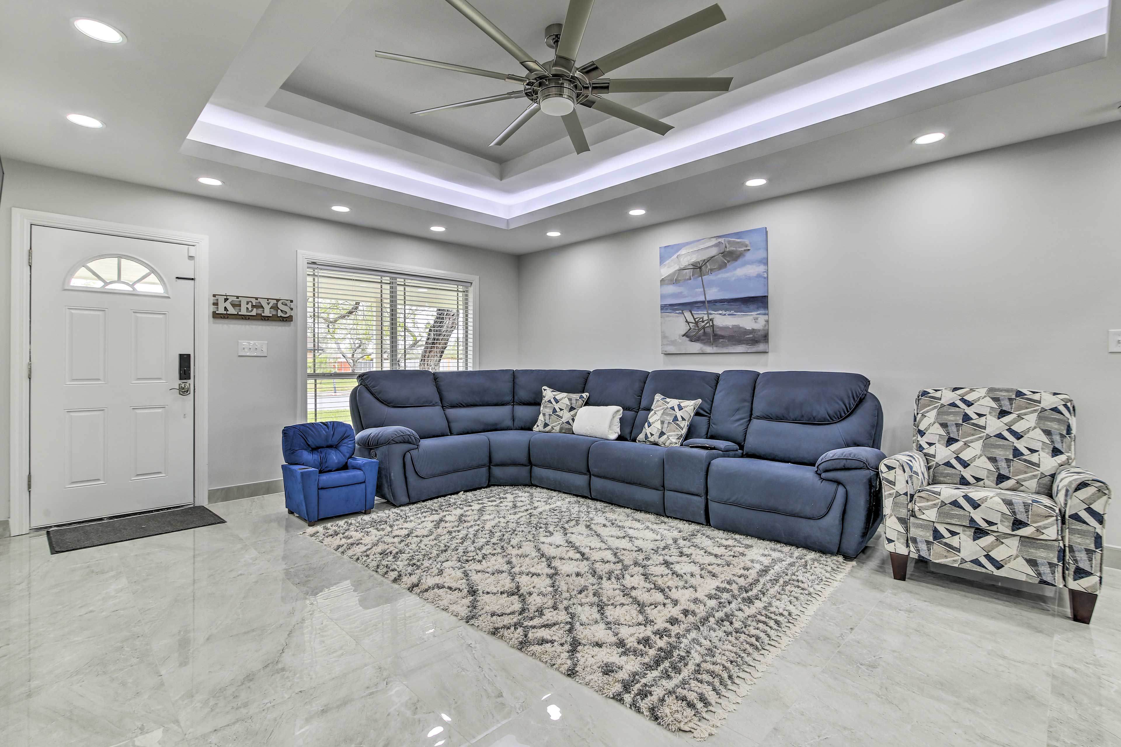 Brownsville Vacation Rental | 3BR | 3BA | 1 Step Required | 2,100 Sq Ft