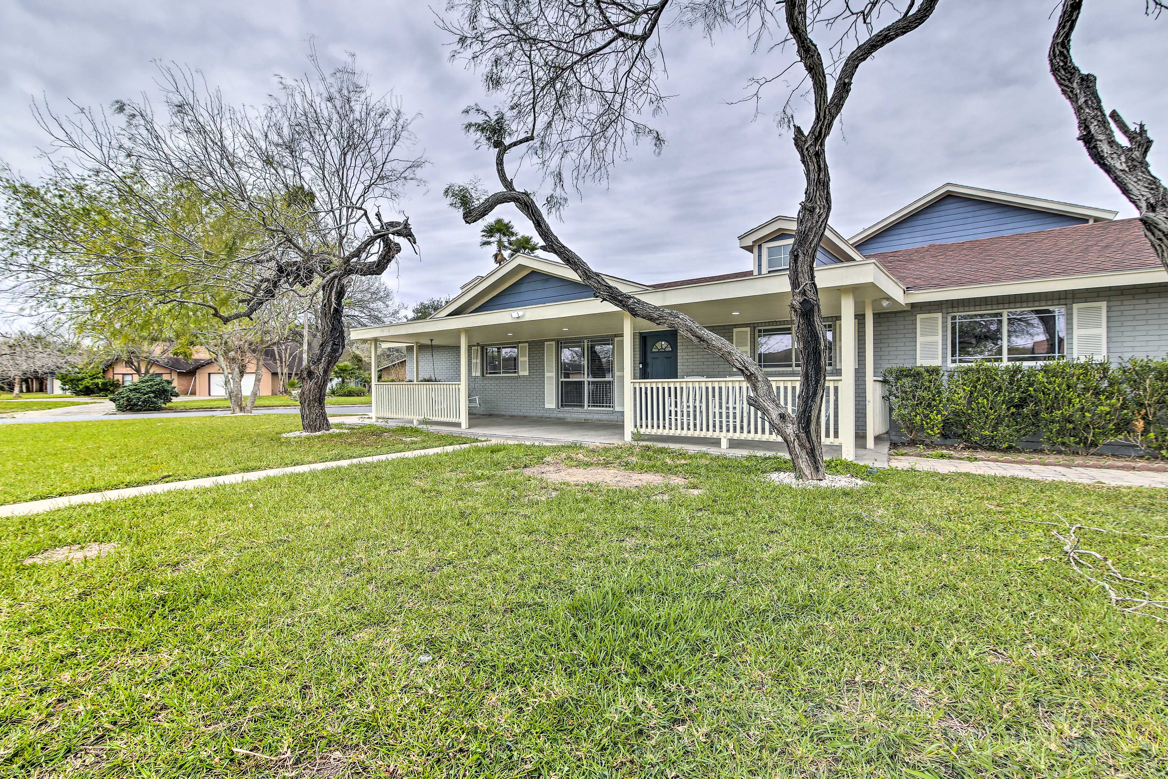 Parking | Driveway (2 Vehicles) | Carport (3 Vehicles)