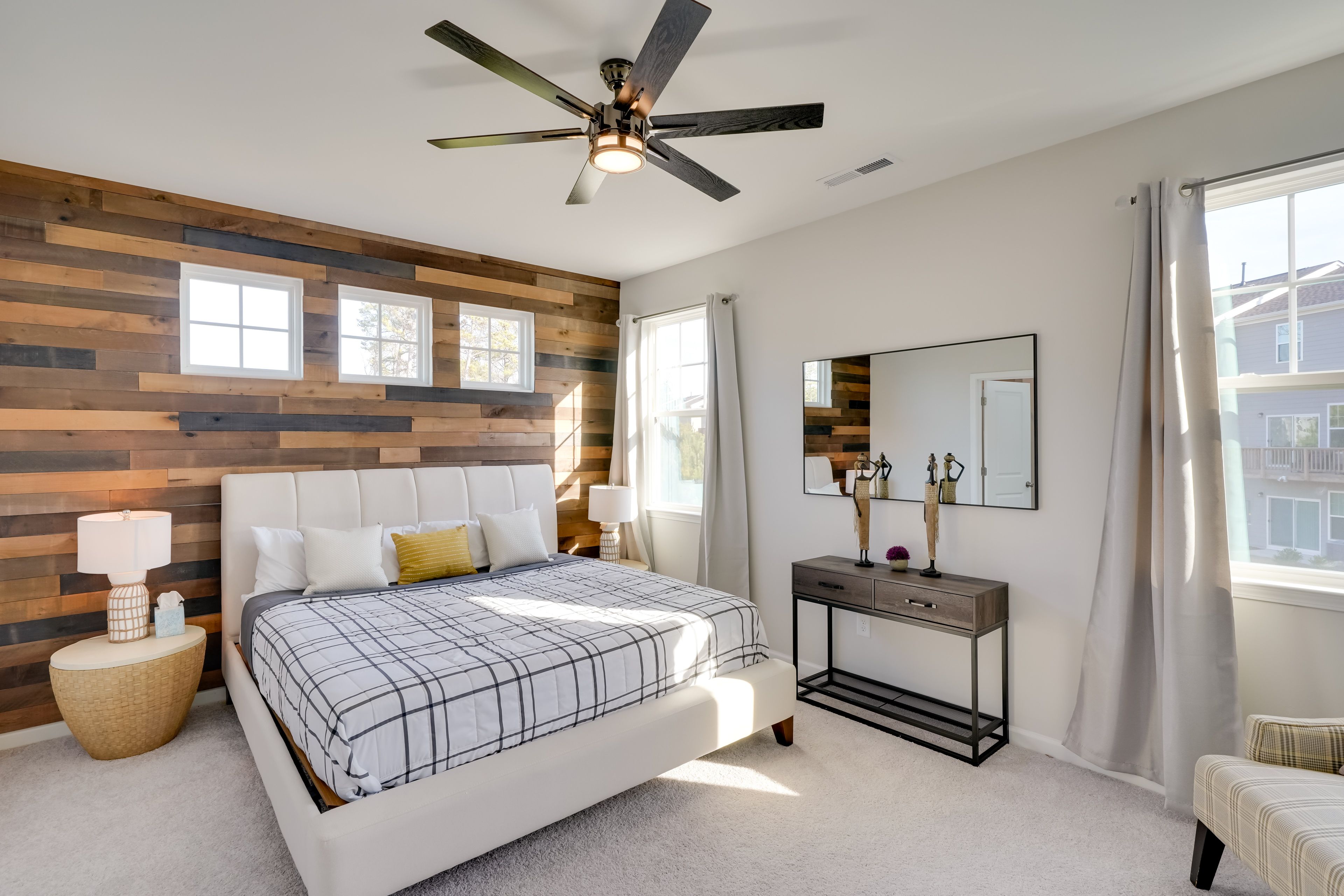 Bedroom Suite 1 | King Bed | Linens Provided