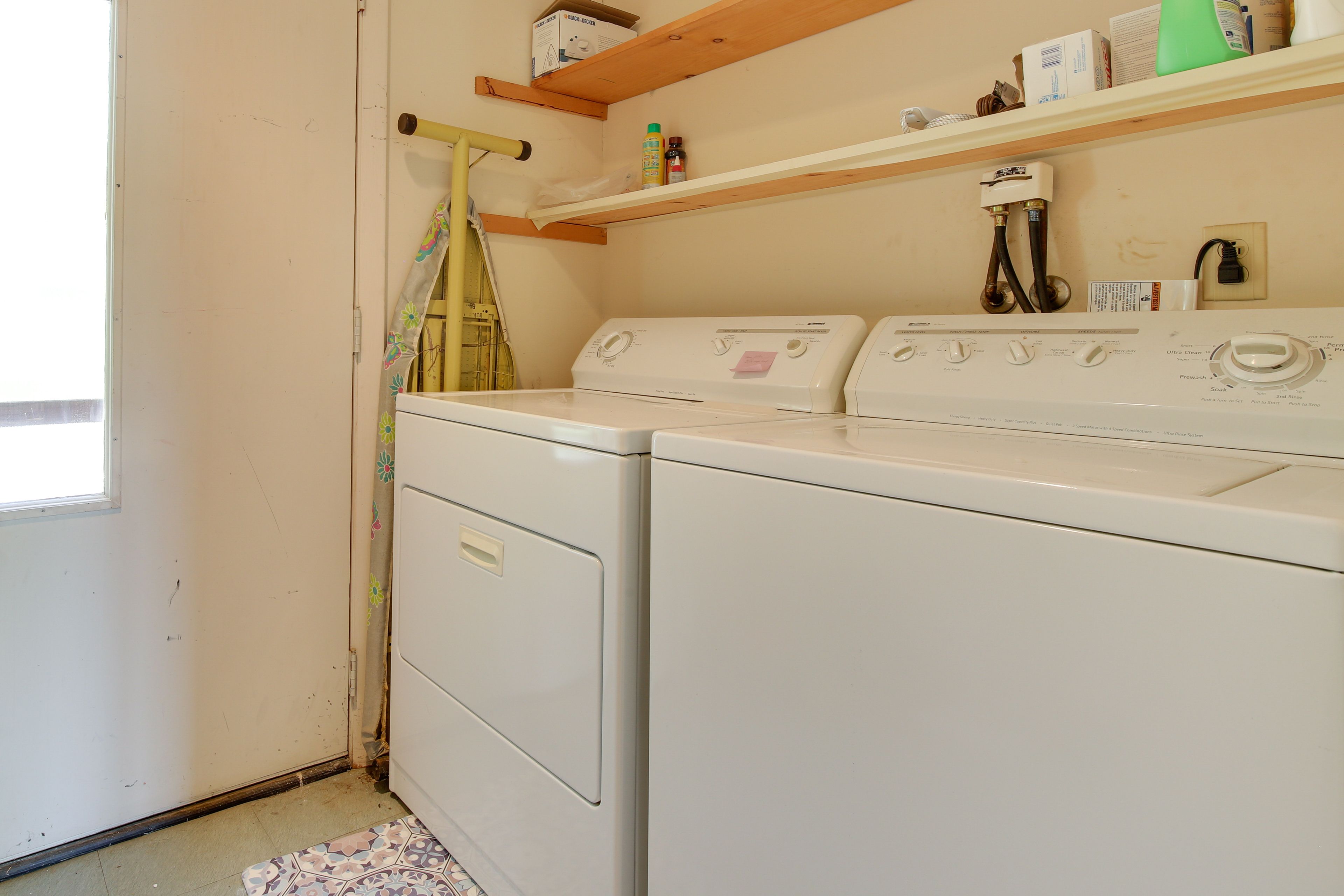 Washer & Dryer | Detergent Provided
