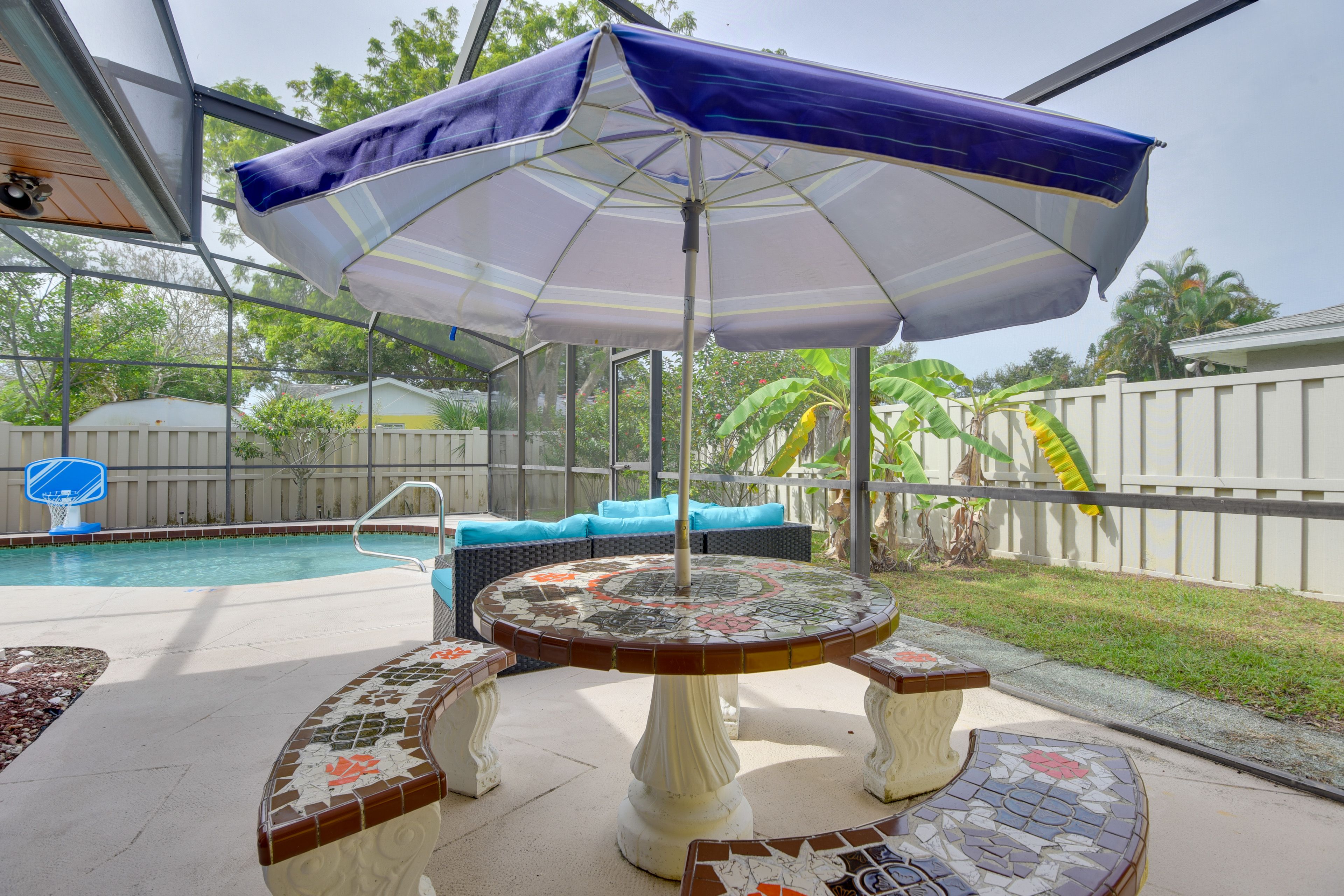 Outdoor Dining Area