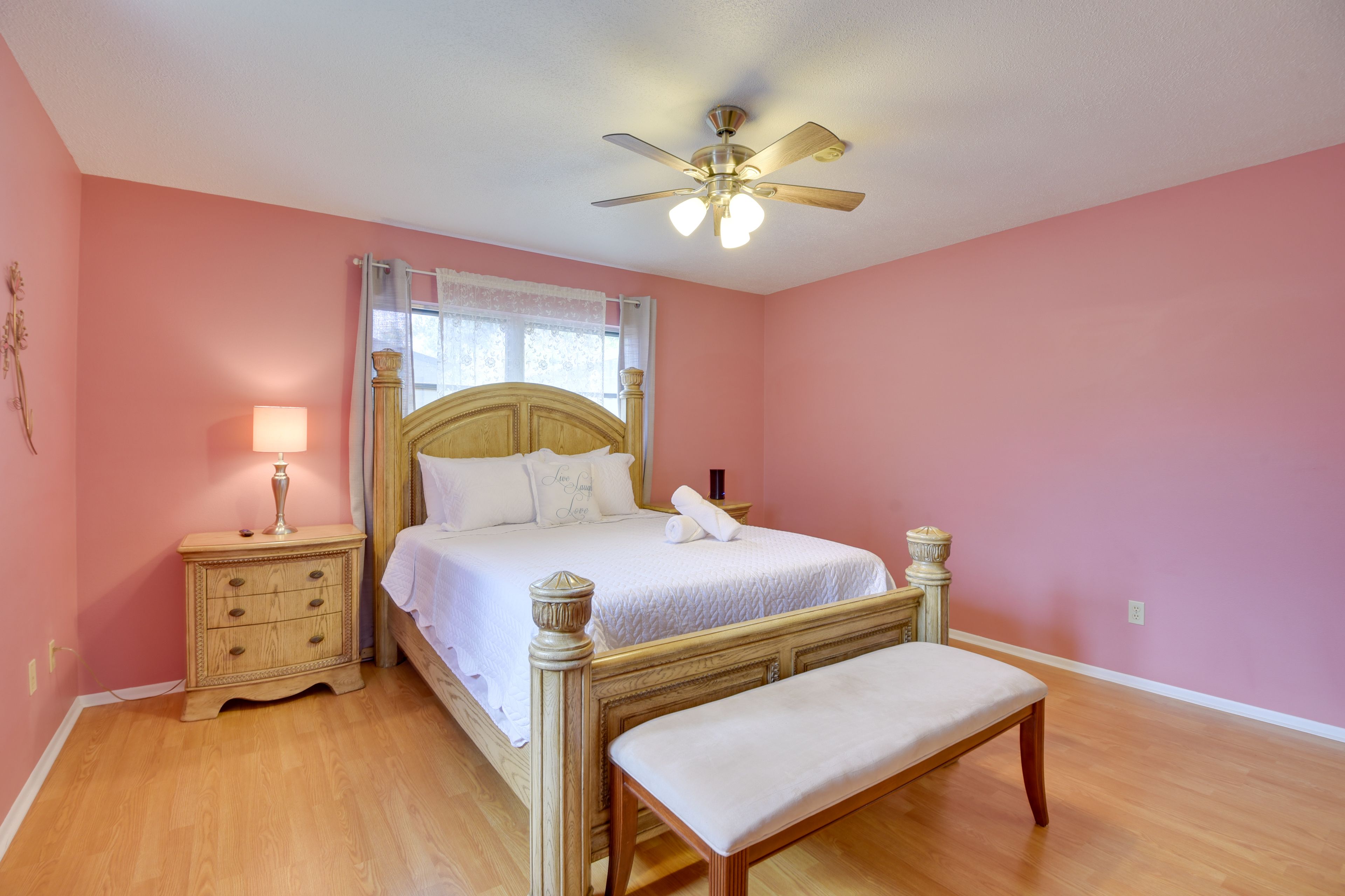 Bedroom 2 | Queen Bed
