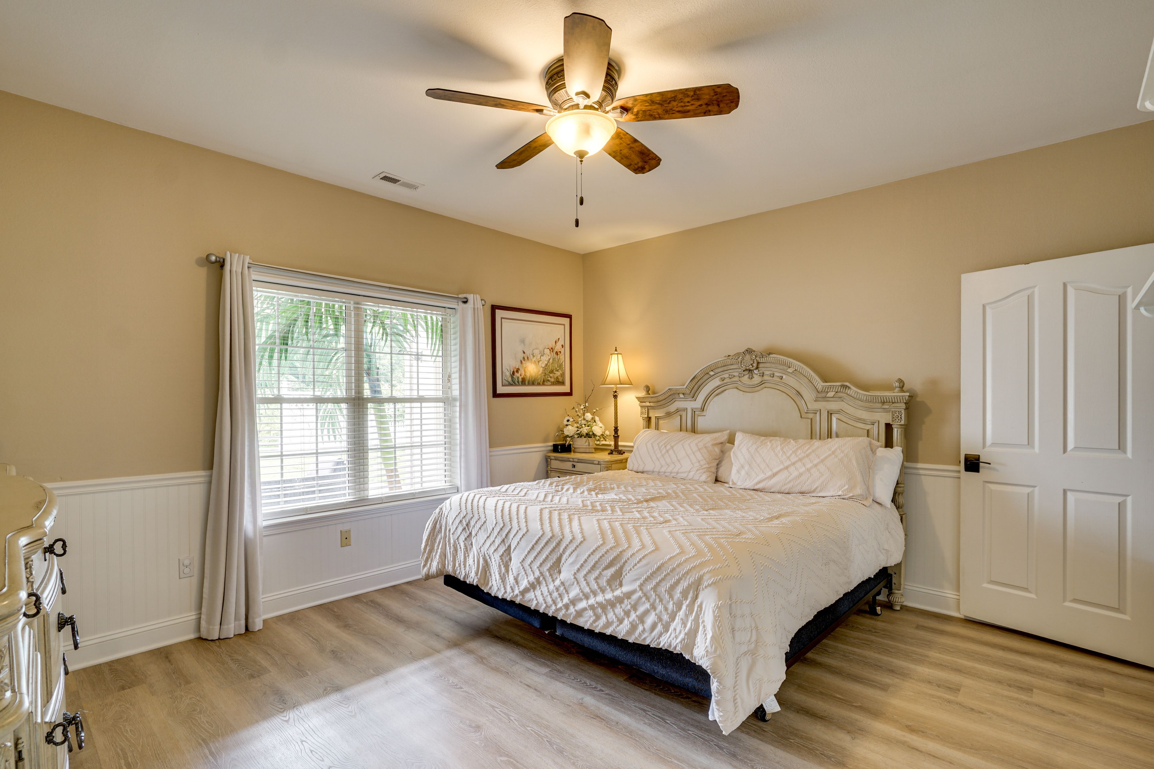 Bedroom 4 | Main Level | King Bed