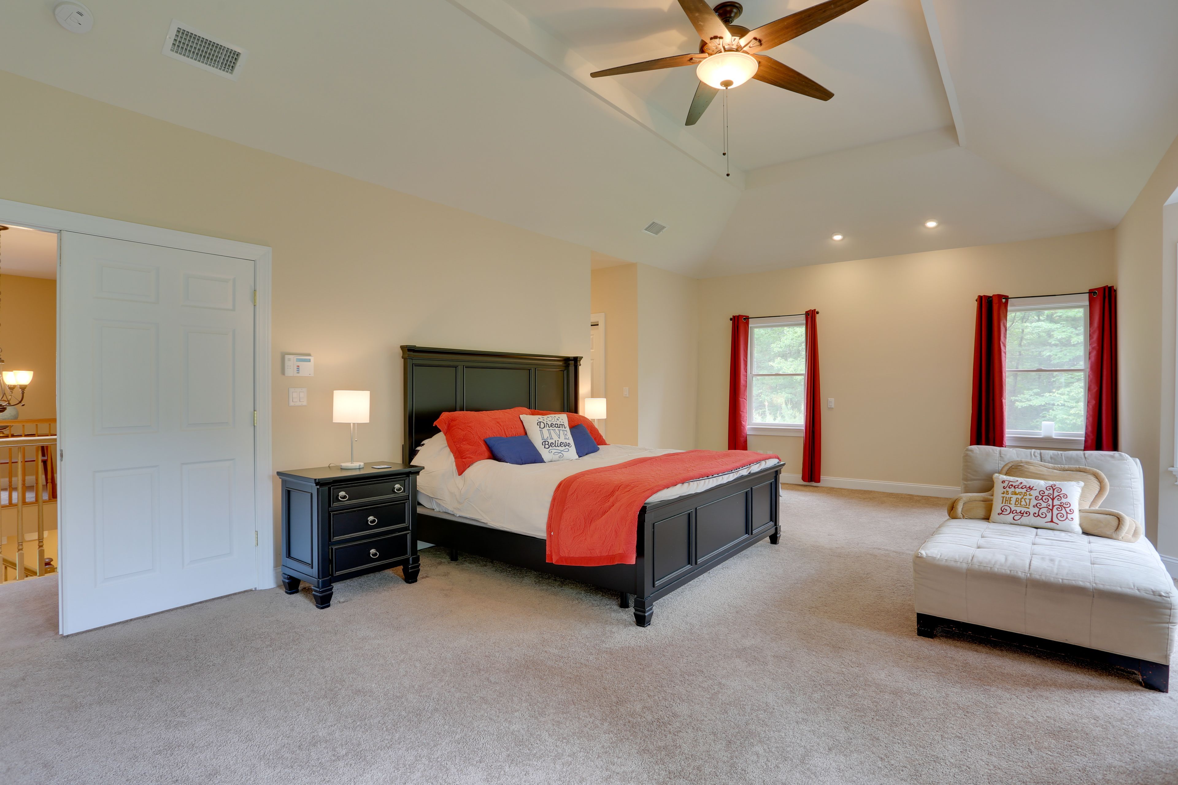 Bedroom 1 | King Bed | En-Suite Bathroom | 2nd Floor
