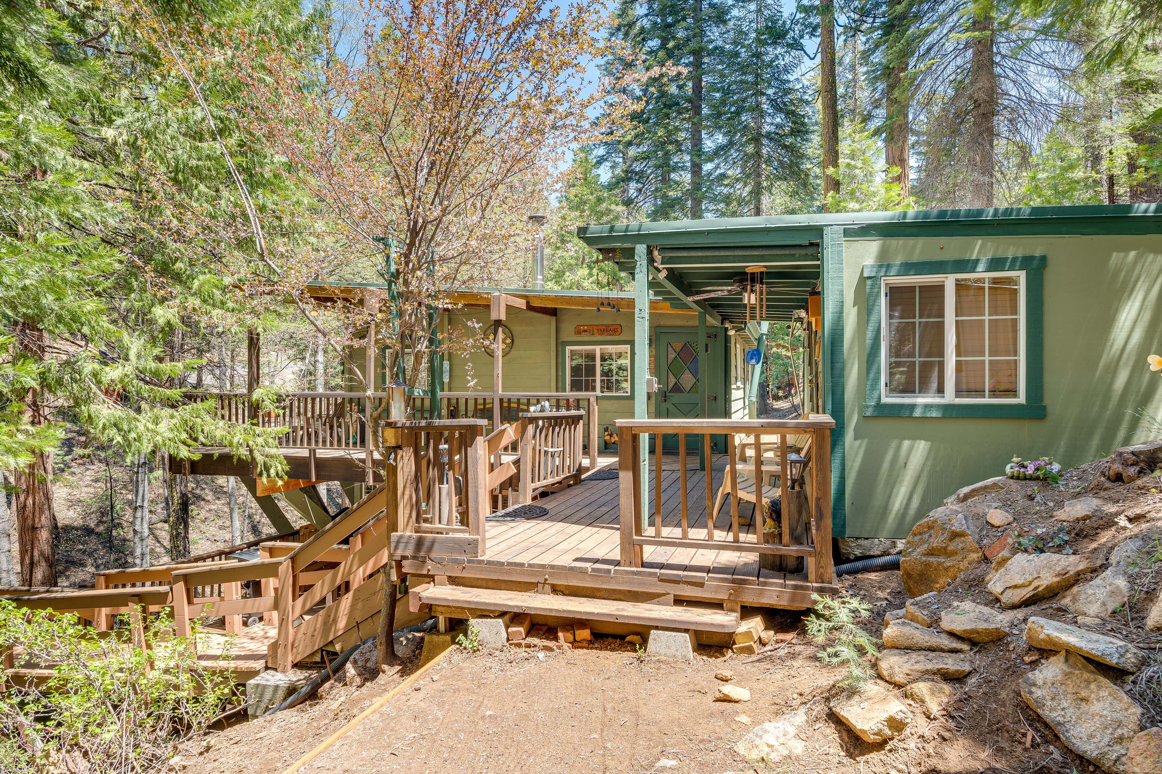 Cabin Exterior | Parking Area (3 Vehicles)